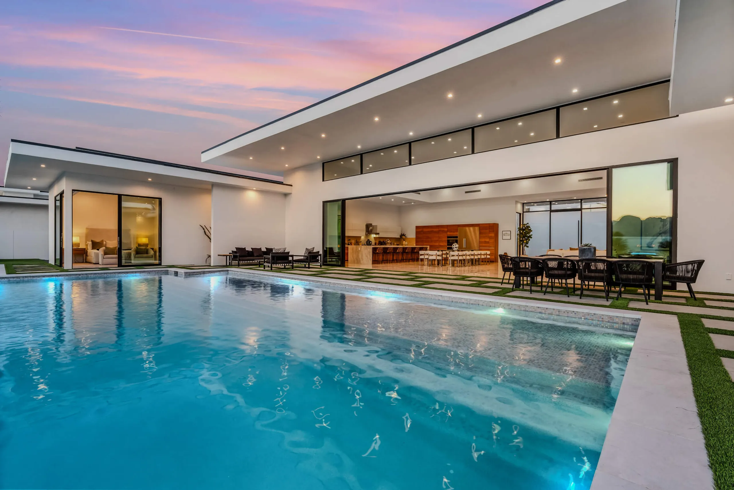 Elite Resort-Style Villa with Private Pool and Stunning Views — photograph 6