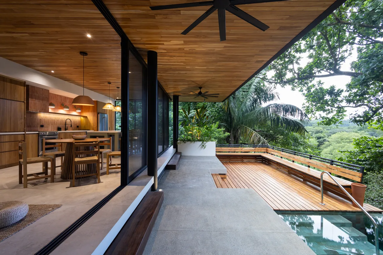 Casa Dossantos New Listing Peace And Tranquility