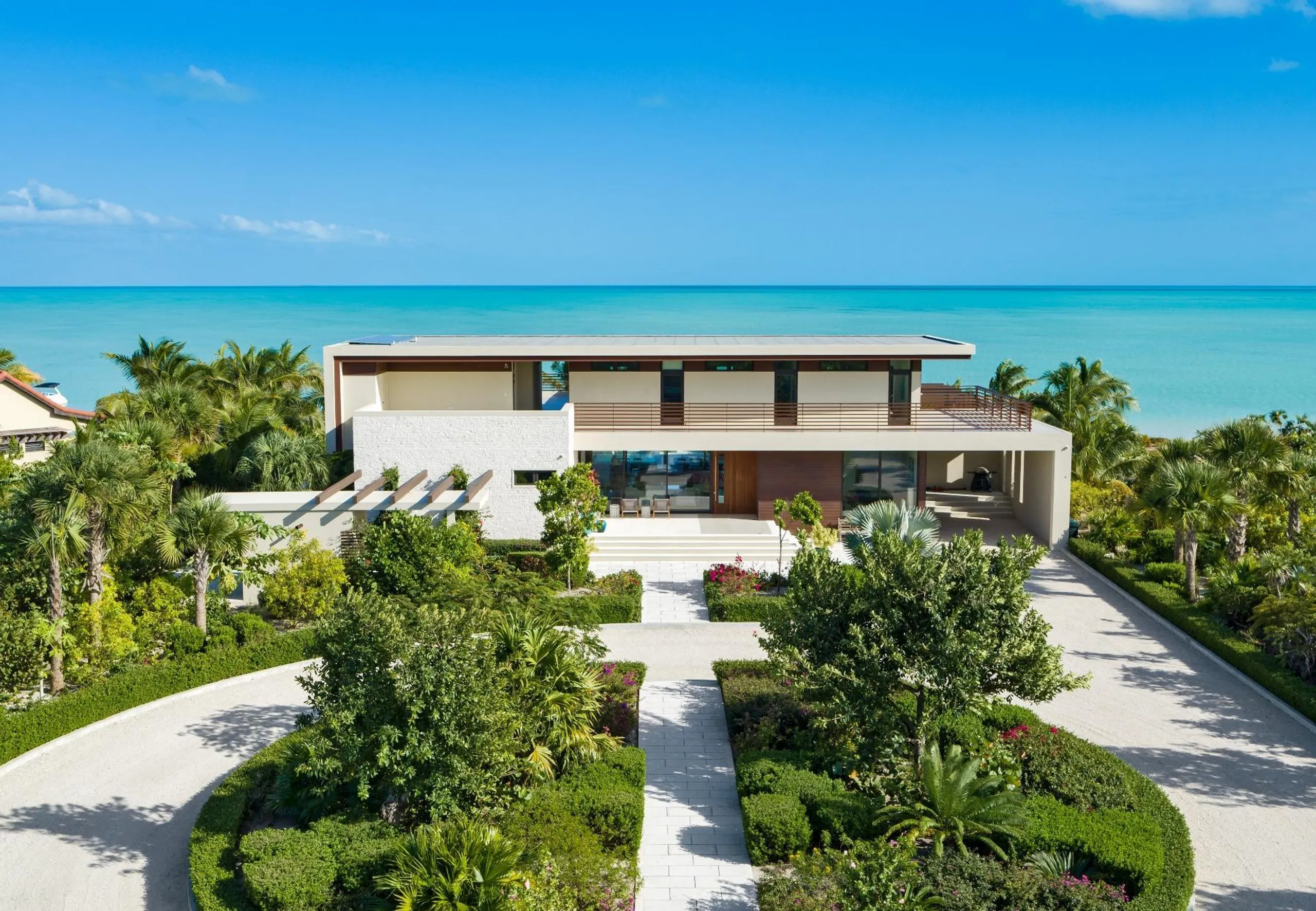 Elegant Architectural Contemporary Villa with Private Pool and Views of the Caribbean — photograph 3