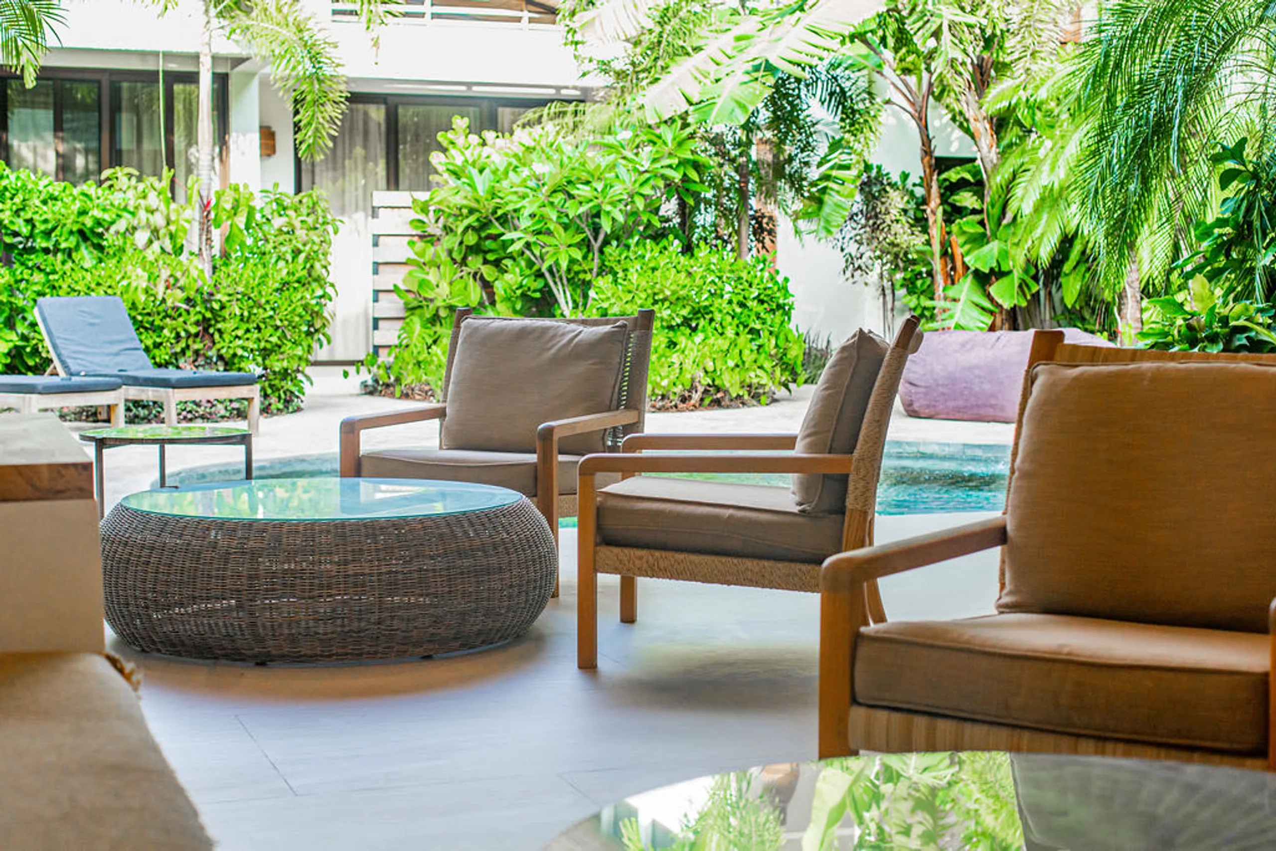 Eco-Luxury Villa with Private Pool and Beach Access — photograph 4