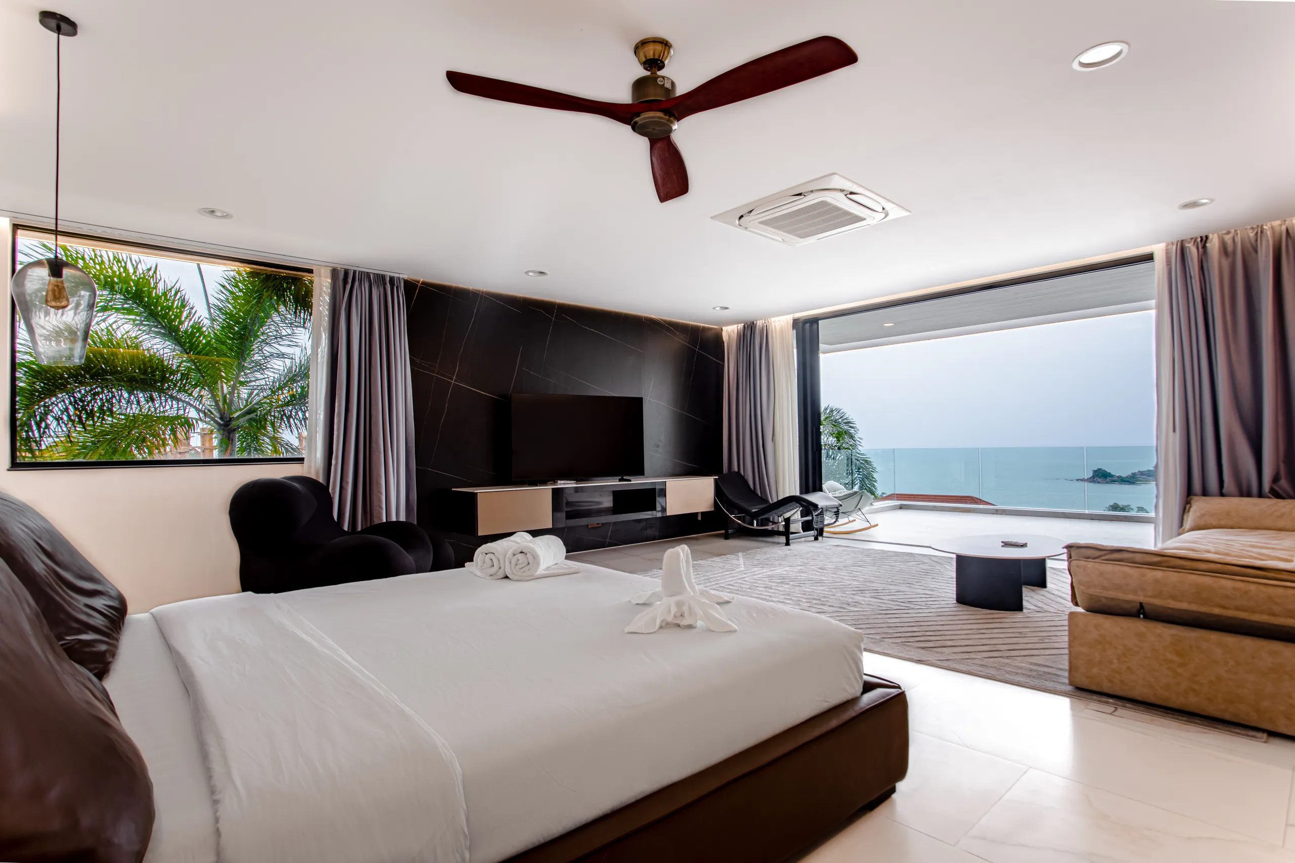 Elite Sanctuary Villa with 30-Meter Pool and Cinematic Backdrop of Thailand Gulf — photograph 6