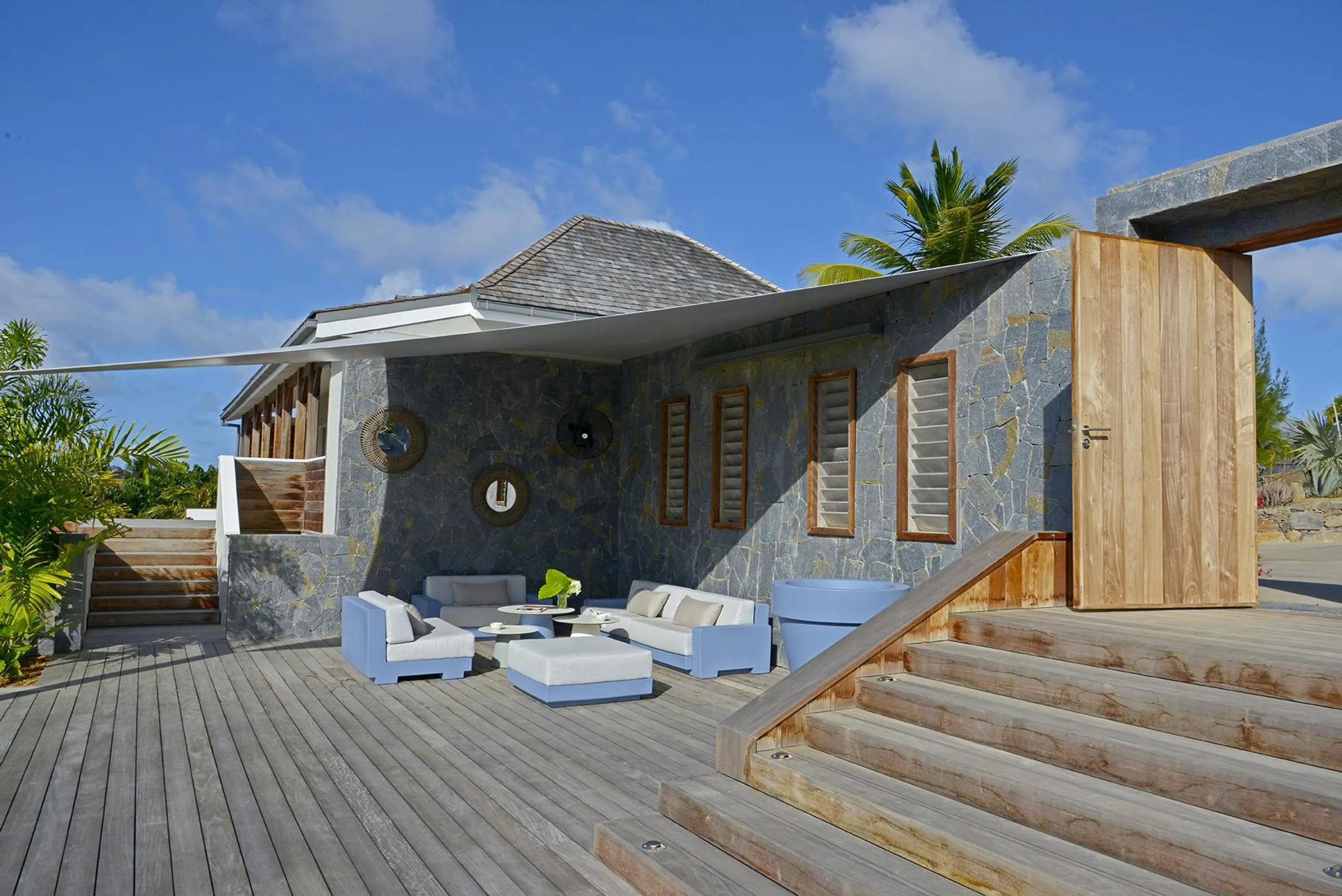 Majestic Oceanside Villa with Private Pool and Ocean Views — photograph 9