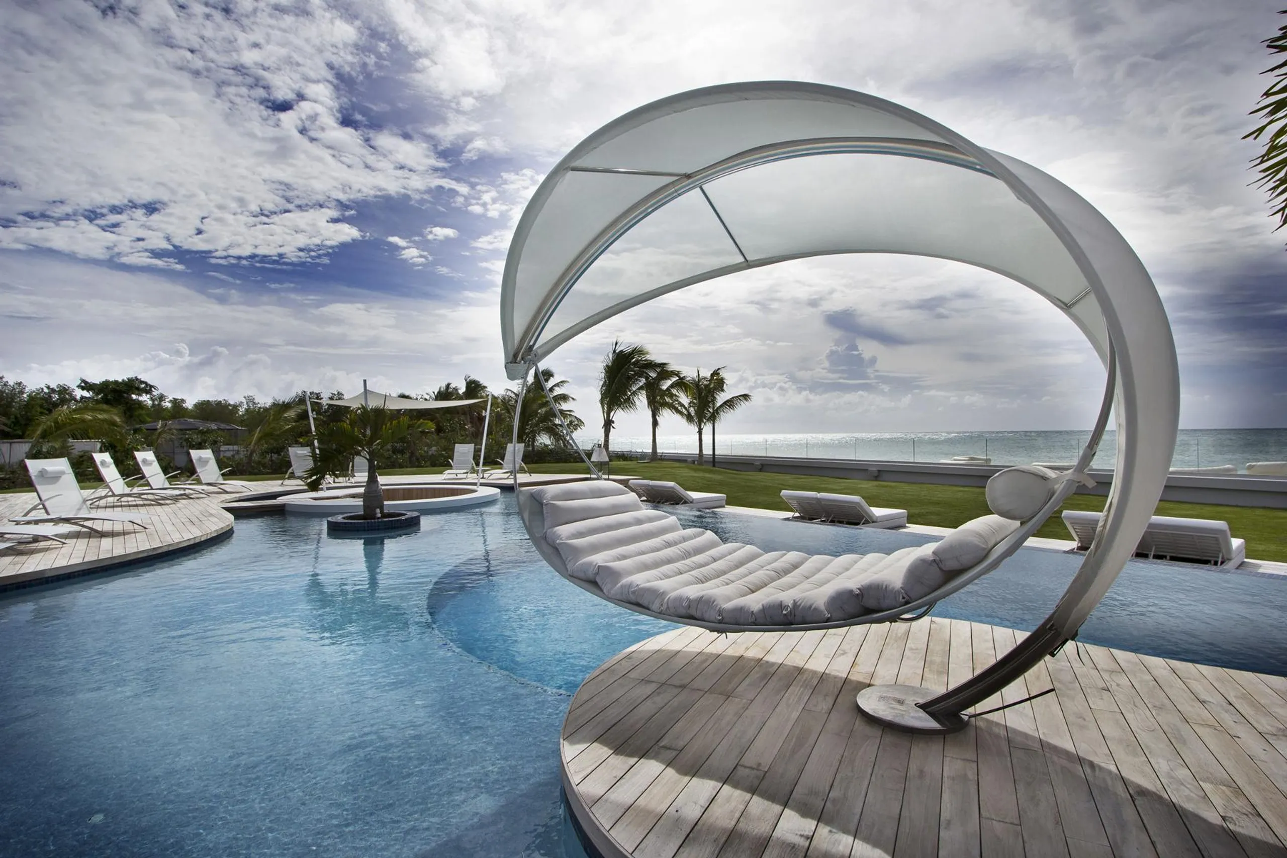 Majestic High-end Villa in Plum Bay Beach — photograph 8
