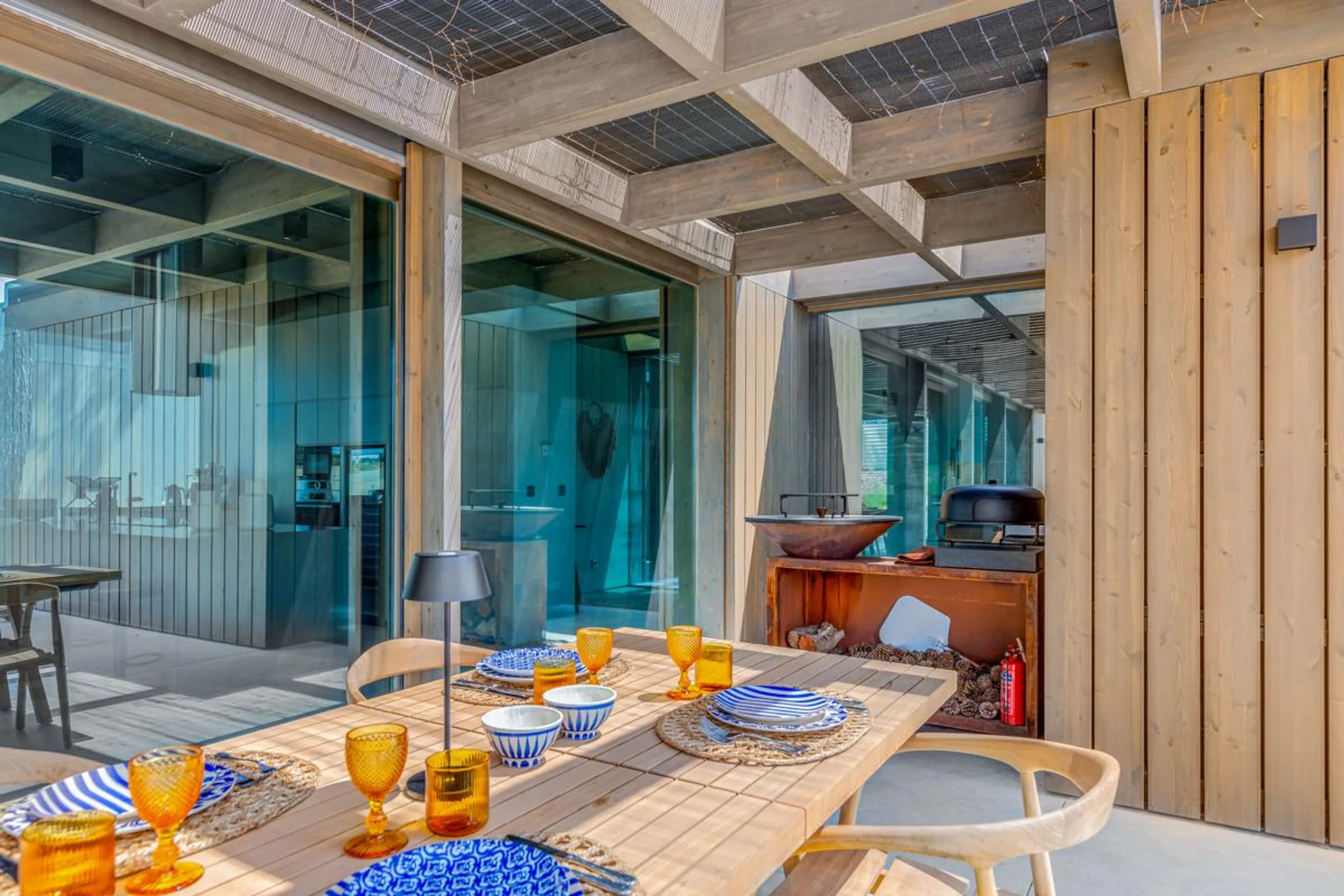 Modern Beach Haven Villa with Private Pool, and Close to Pristine Beach — photograph 9