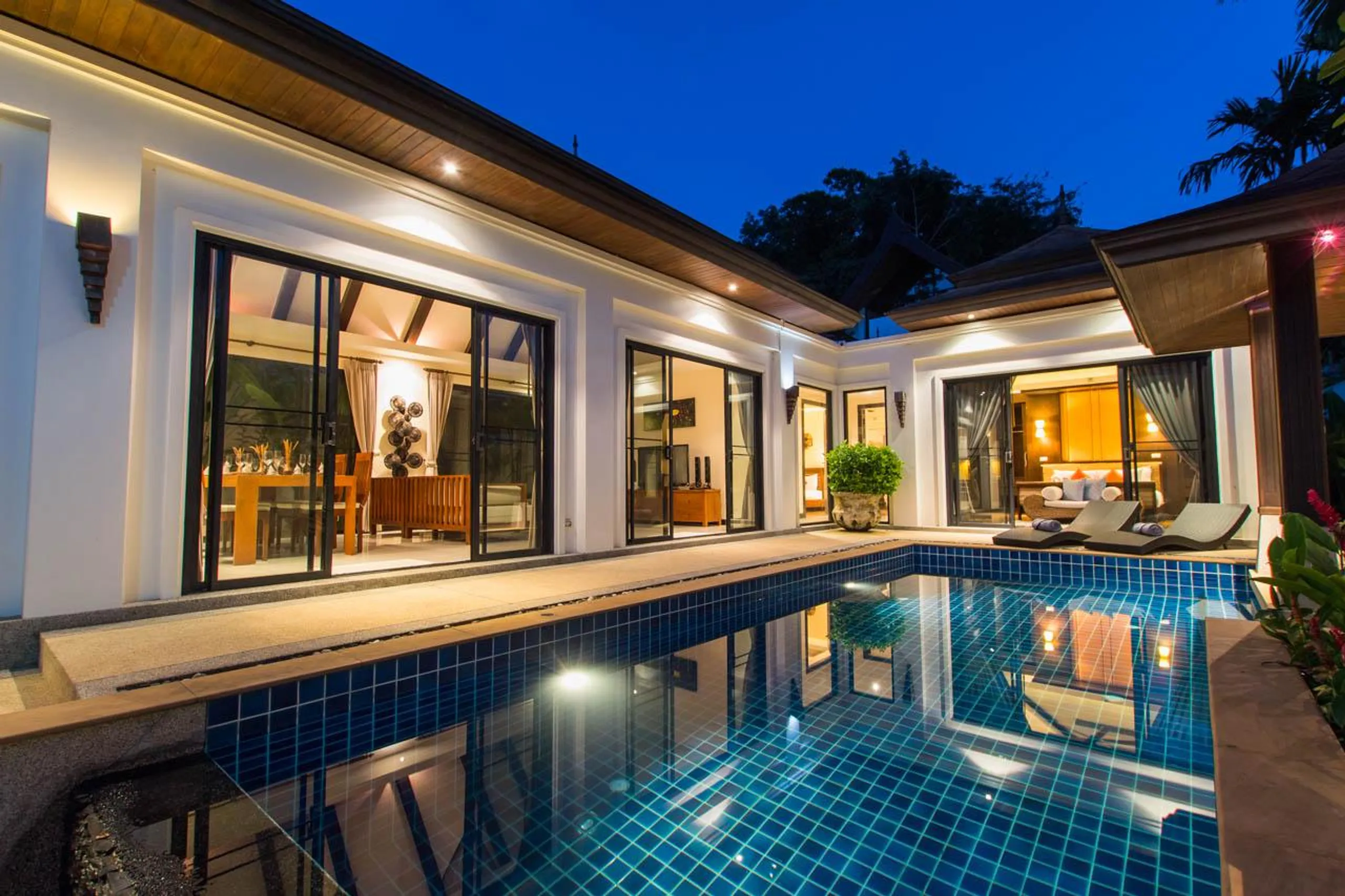 Rich Rawai Villa with Private Pool and Gazebo — photograph 4