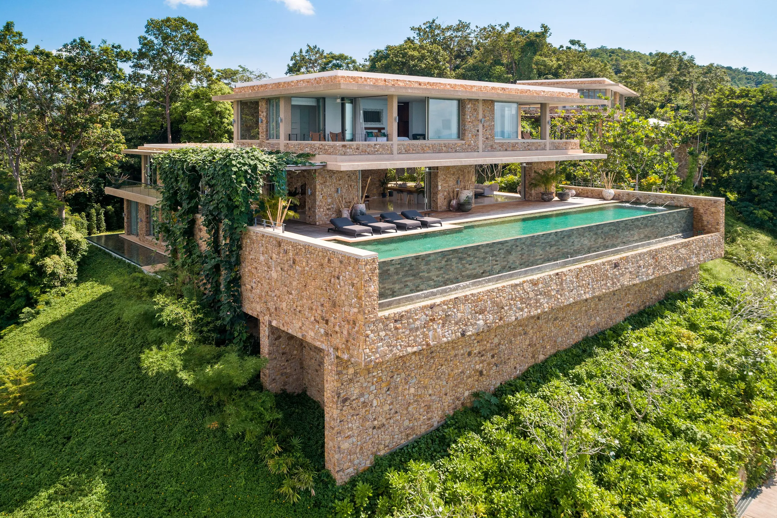 Breathtaking Oceanview Villa with Infinity Pool & Chef Service, Taling Ngam