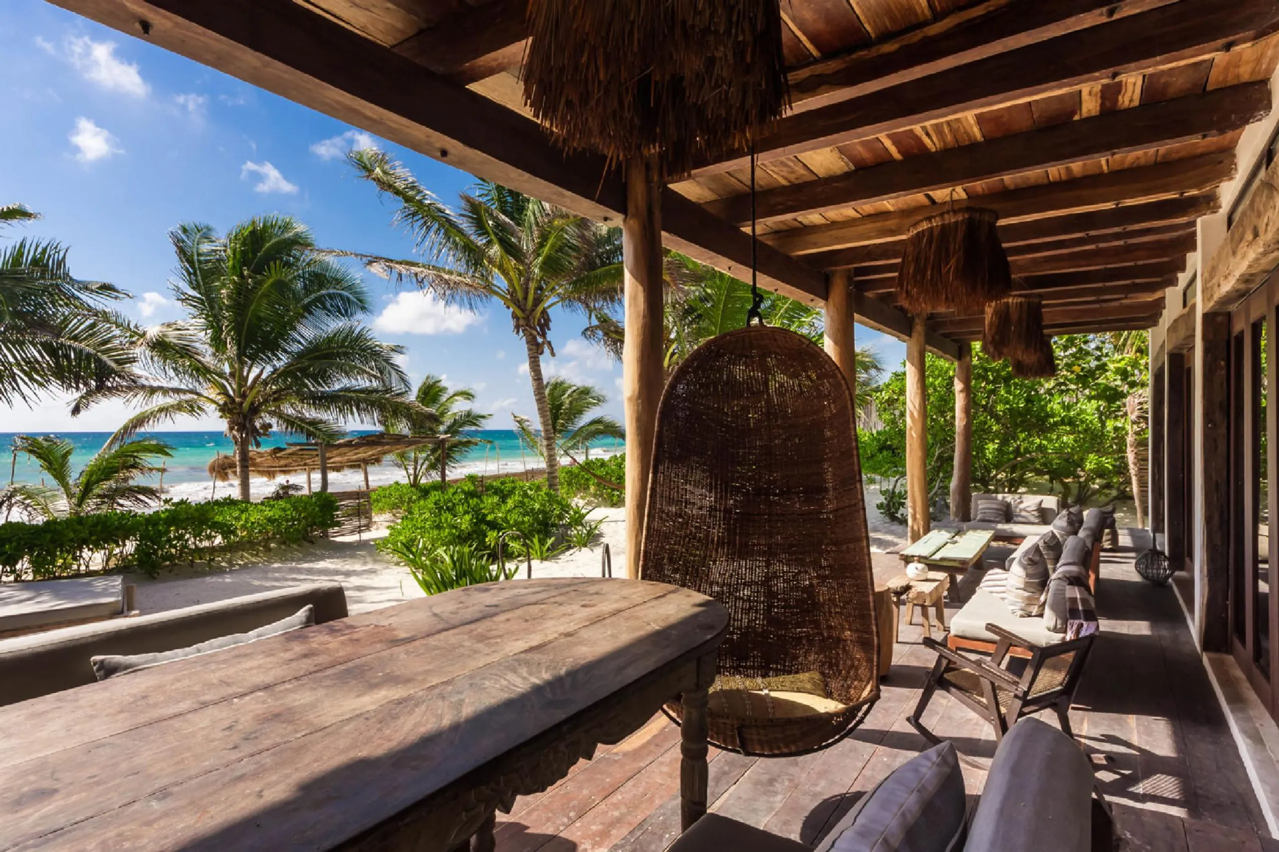 Exclusive Oceanfront Tulum Villa with Private Pool and Lush Ocean Views — photograph 4