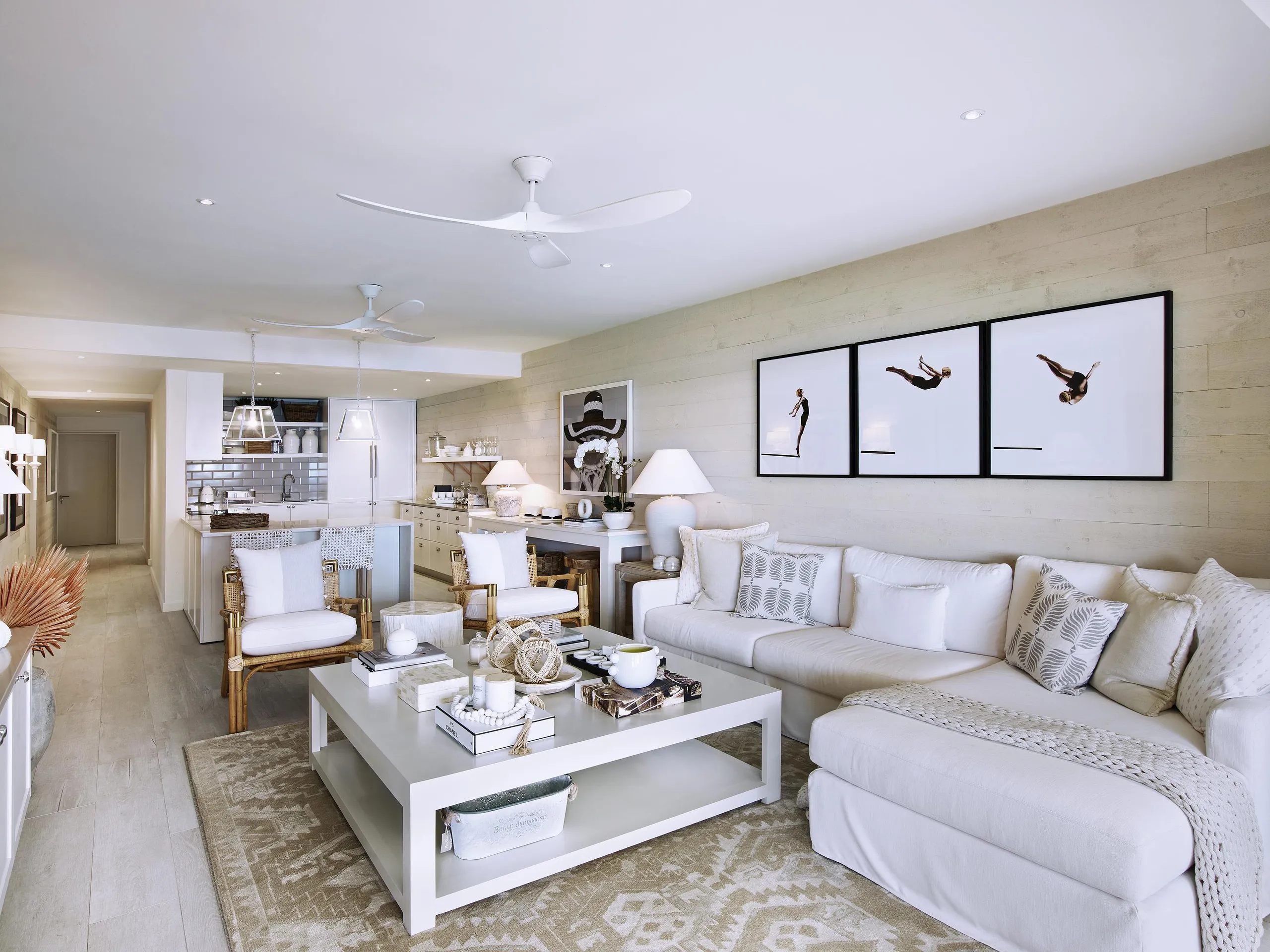 Barbados Sophisticated Beachfront Villa with Classic Caribbean Views — photograph 7