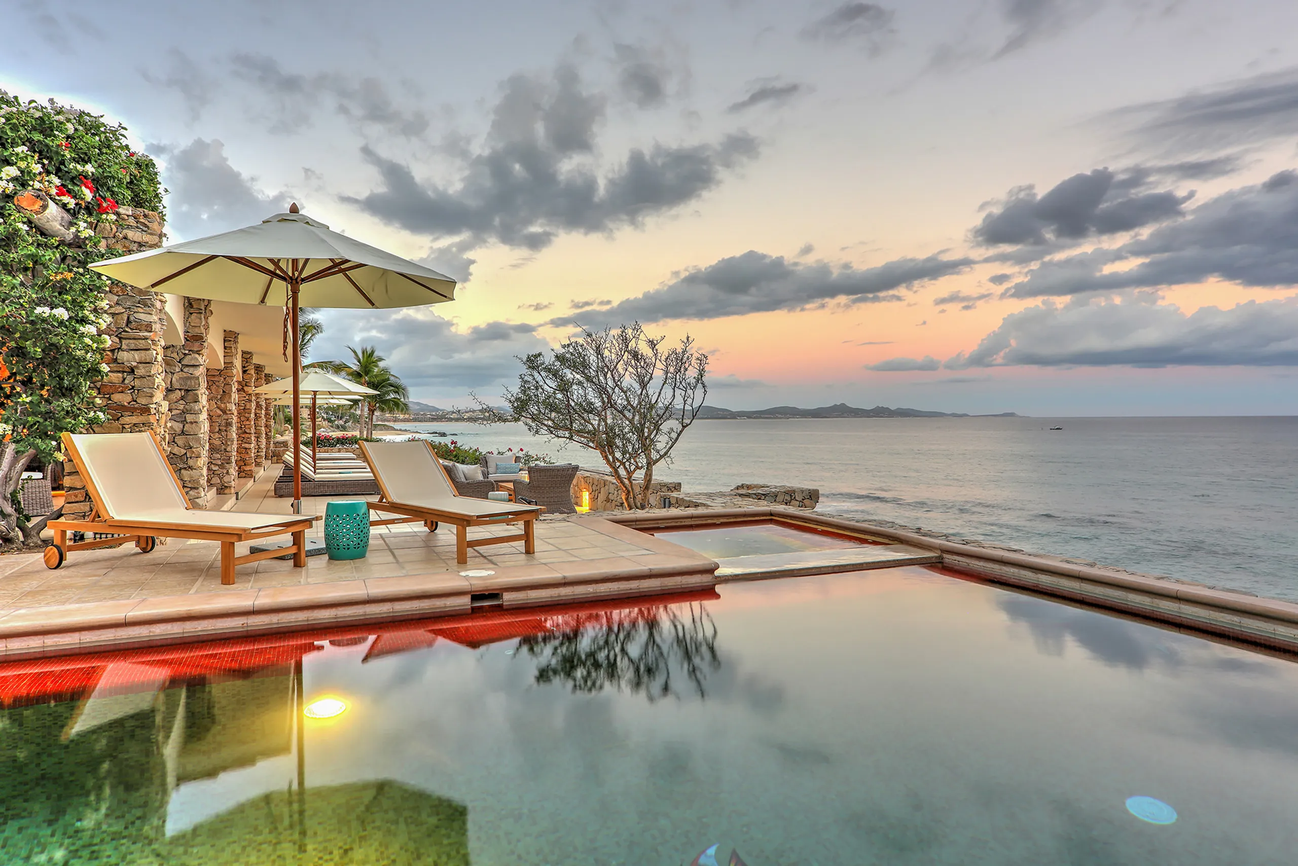 Palmilla North Luxury Oceanfront Estate with Pool and Ocean Views — photograph 6
