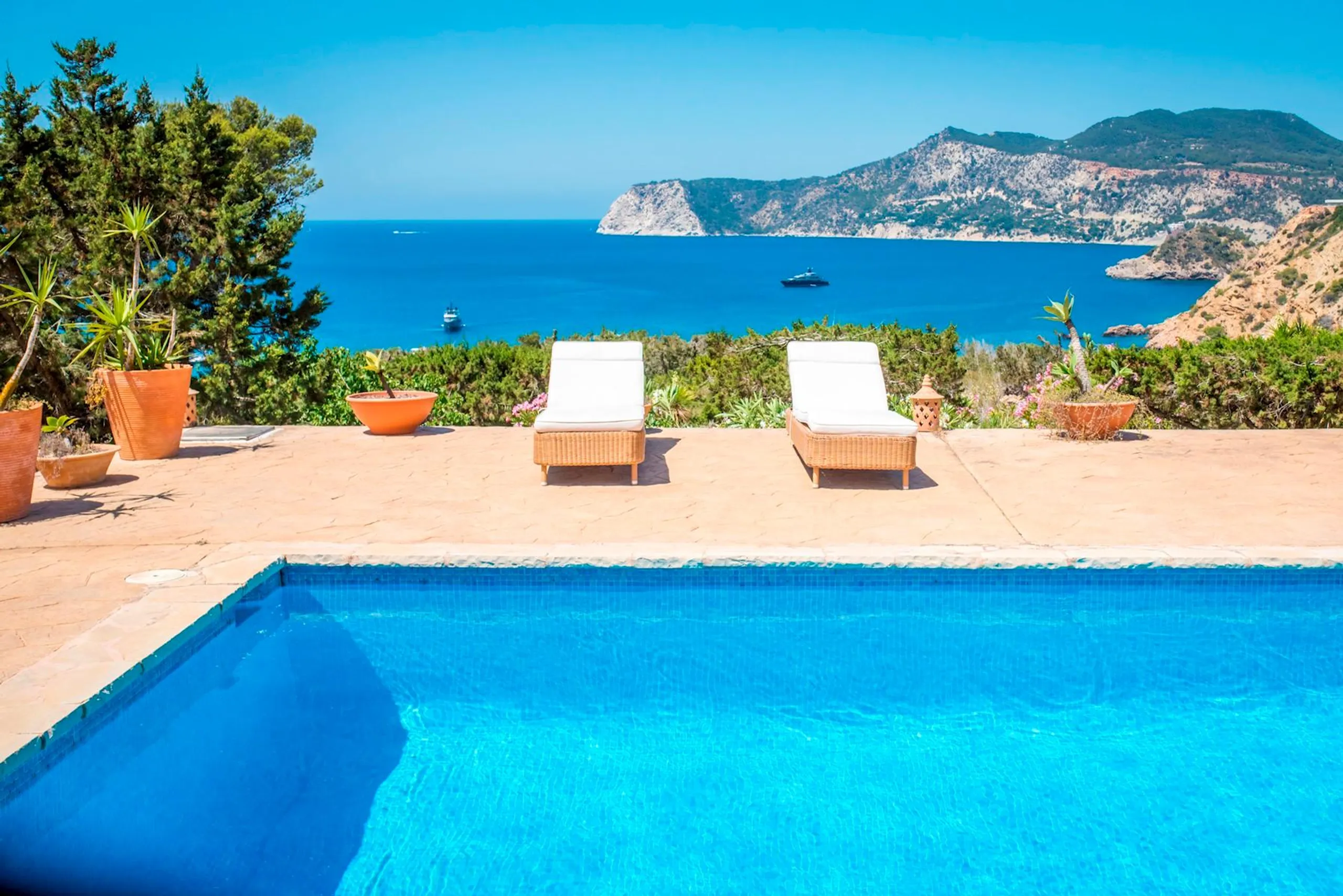 Sumptuous Ibiza Villa with Private Pool and Ocean Views, Sant Josep De Sa Talaia