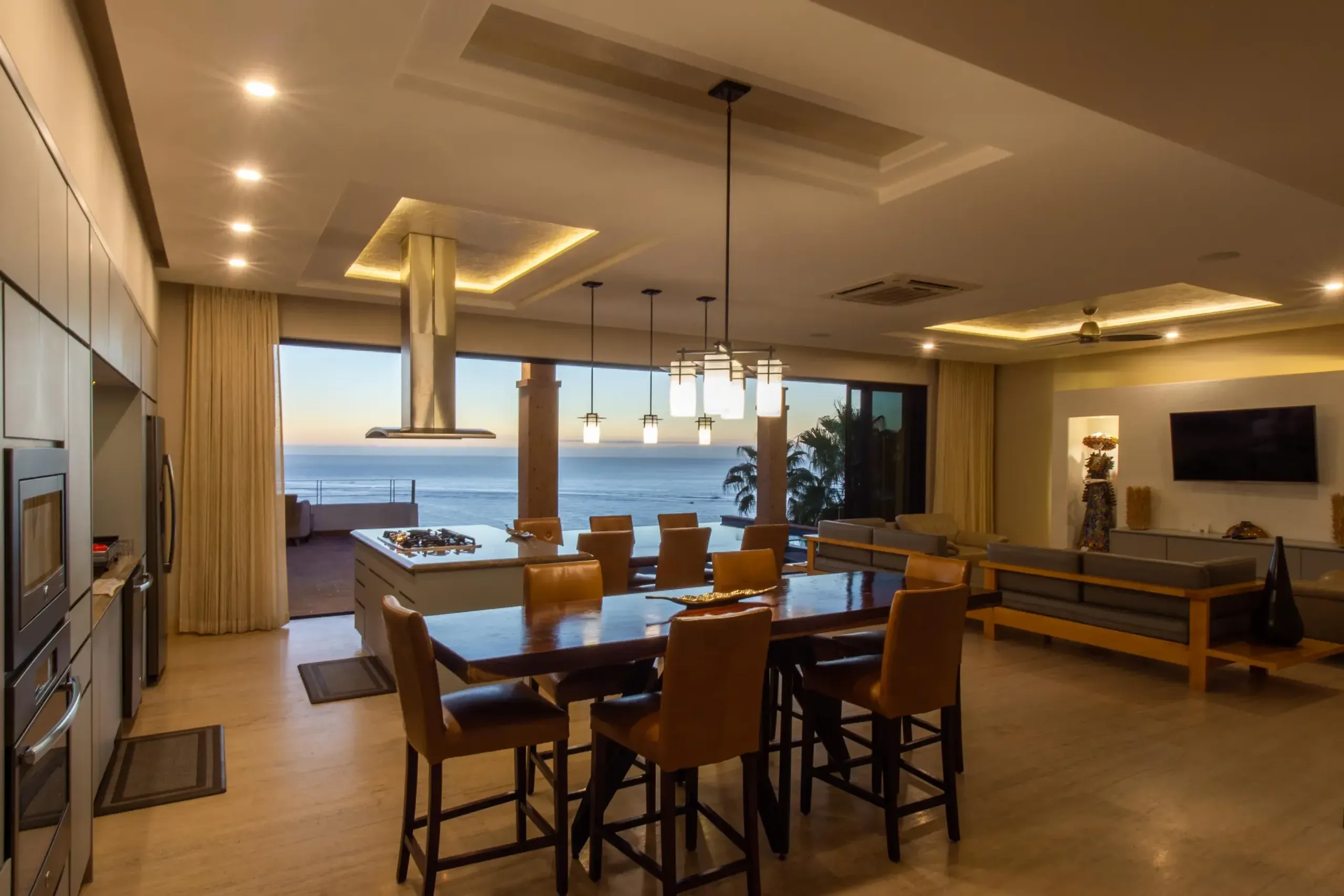 Palatial Cabo San Lucas with Edgeless Pool, Firepit, and Ocean Views — photograph 11