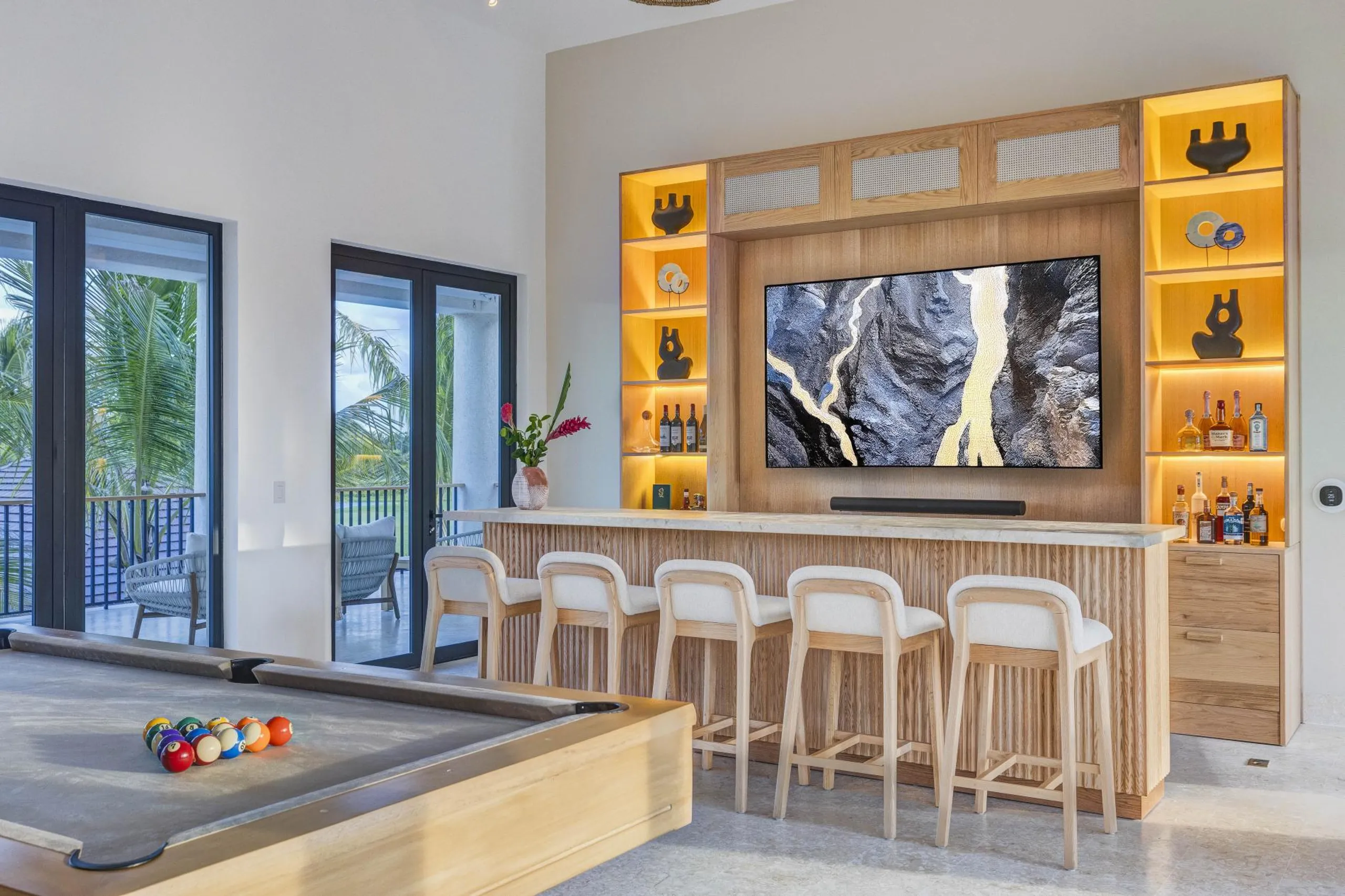 Majestic Haven Villa with Private Pool and Golf View — photograph 7