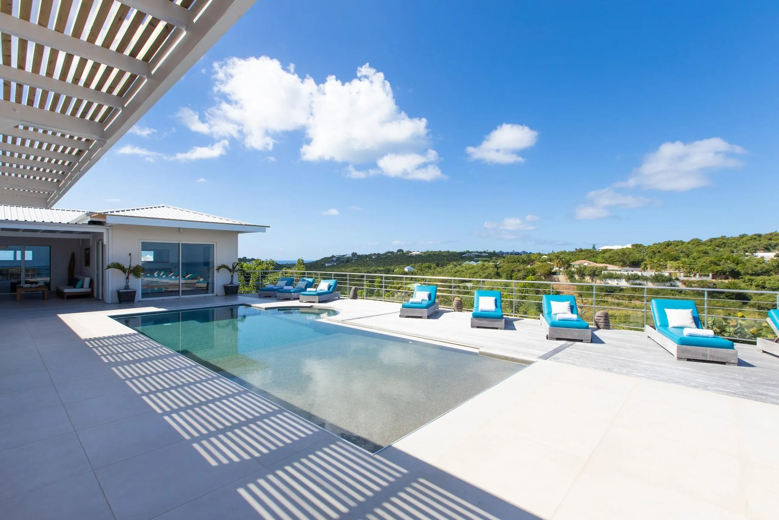 St Martin Modern Sun Villa with Heated Pool and Panoramic Views — photograph 6