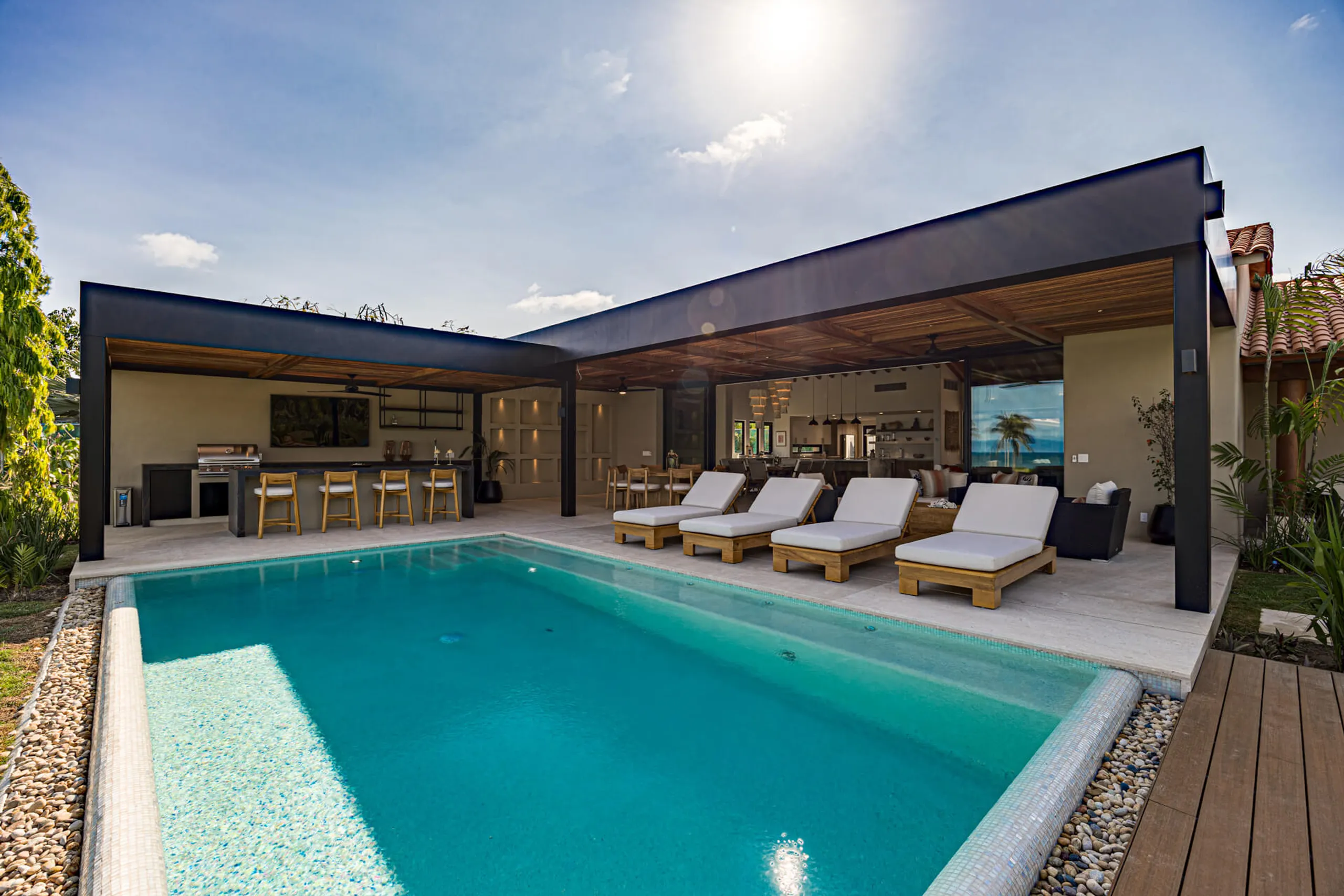 5-Bedroom Villa with in Lagos del Mar with Sunset Views, Pool & Golf Access — photograph 9
