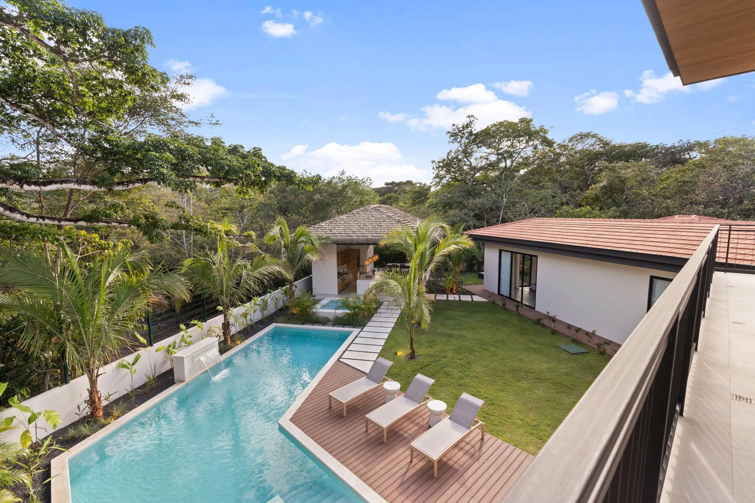 Luxurious 17-Suite Villa in Hacienda Pinilla with Private Pools — photograph 12