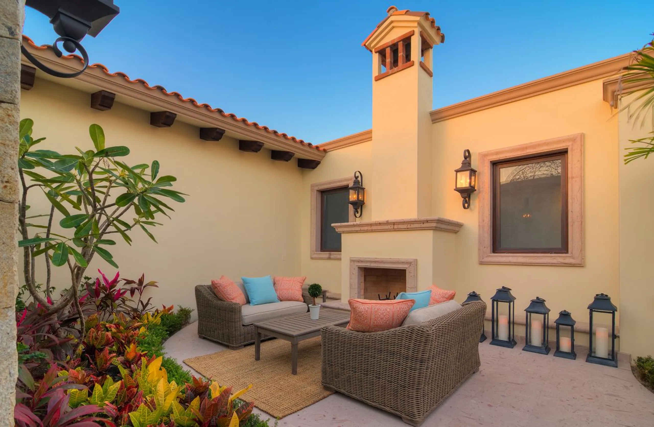Splendid Contemporary Los Cabos Villa with Private Pool Overlooking Sea Views — photograph 7