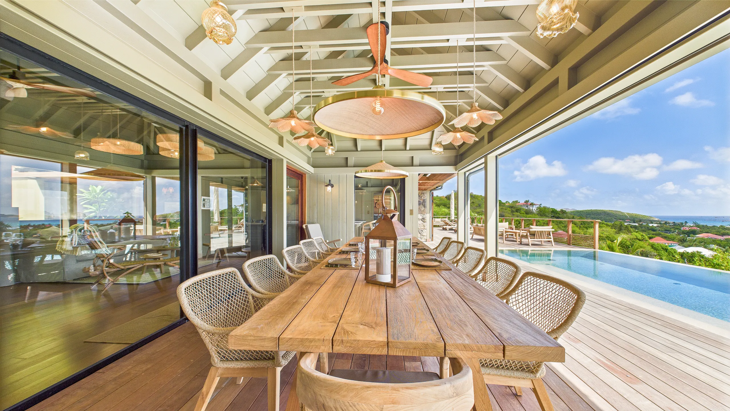 Chic St. Jean Villa with Heated Pool, Overlooking St. Jean — photograph 5