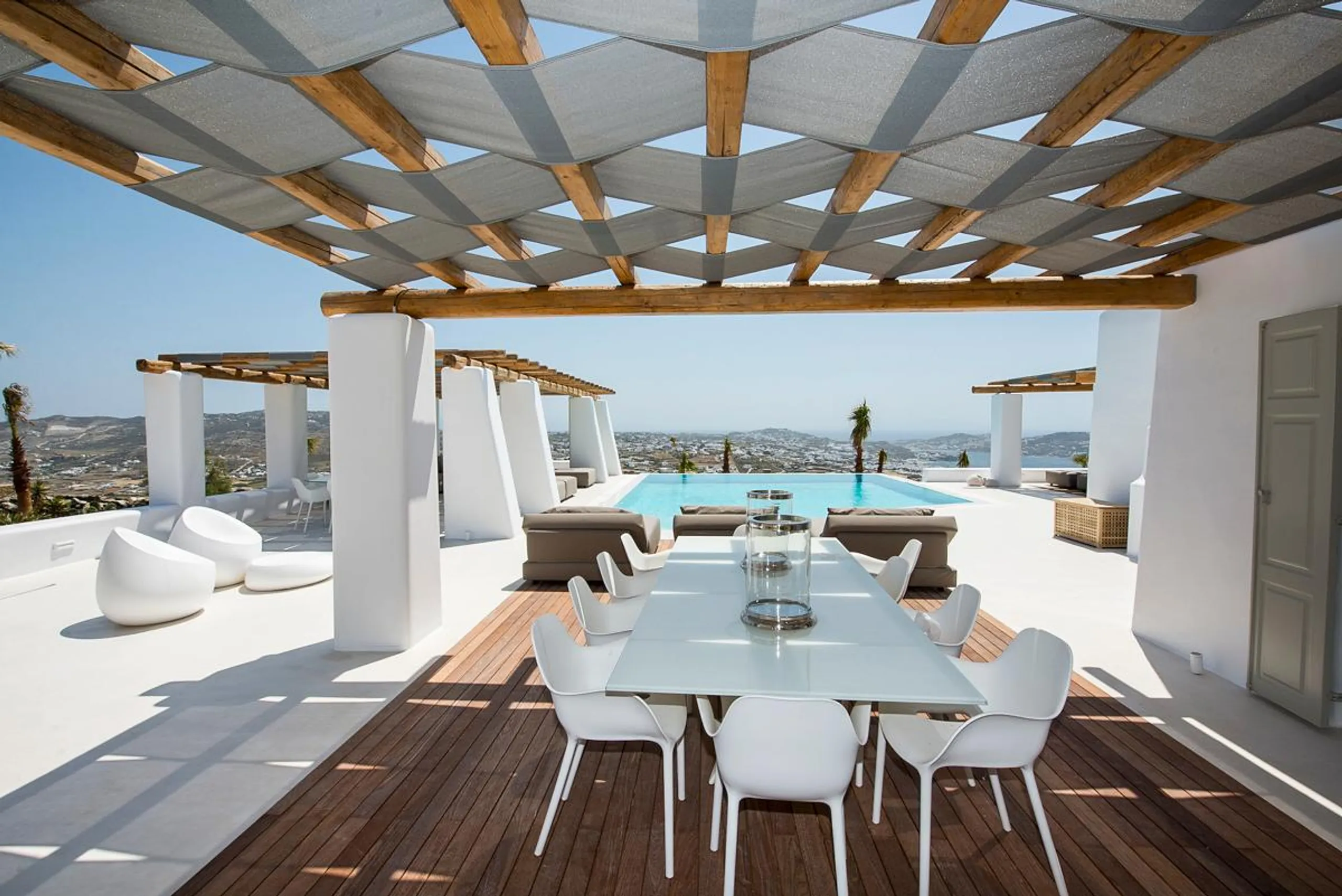 Flawless Minimalist Villa with Private Pool and Aegean Sea Views — photograph 2