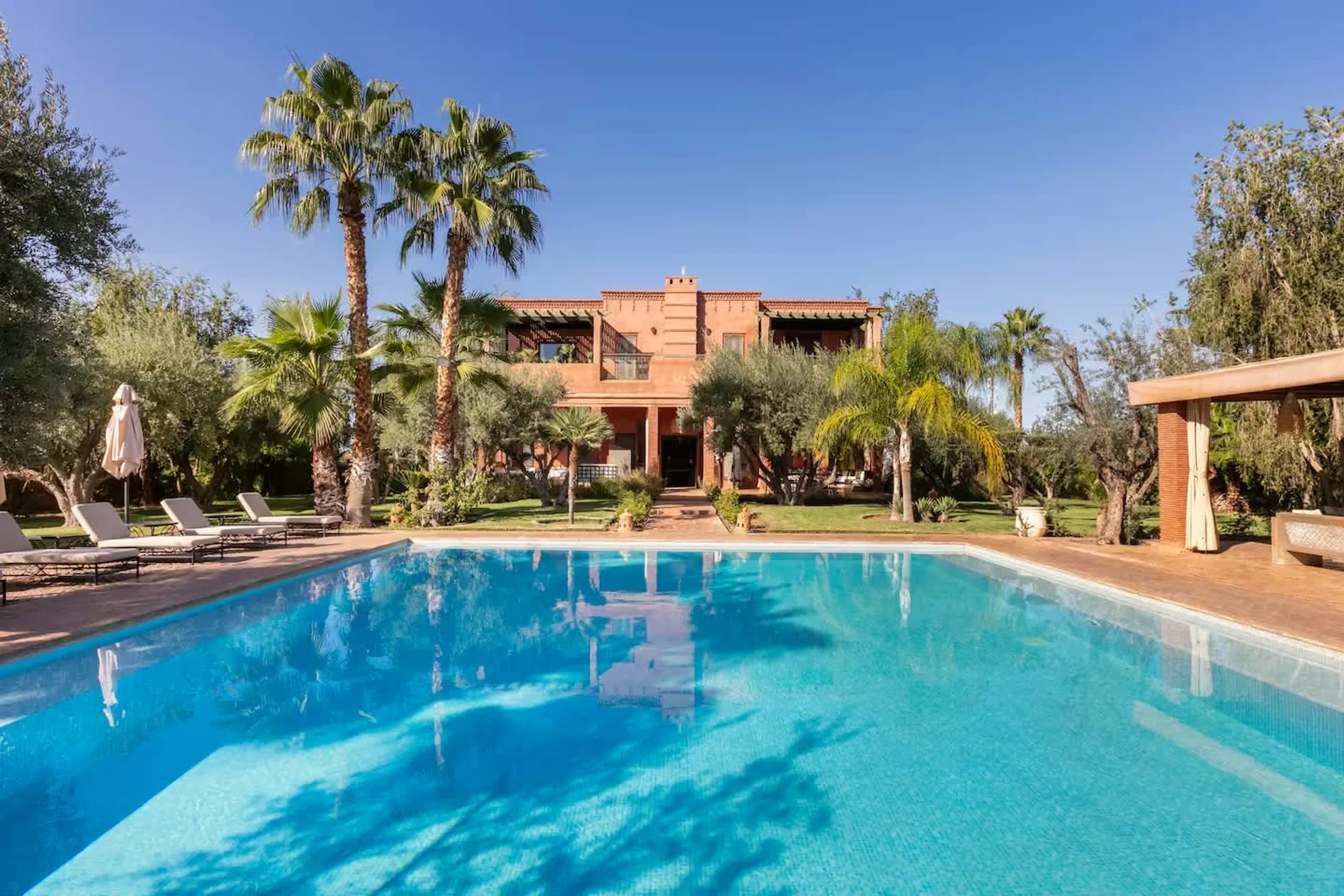 Lavish Marrakech Estate with Private Pool, Sauna and Sports Activities, Ain si azouz