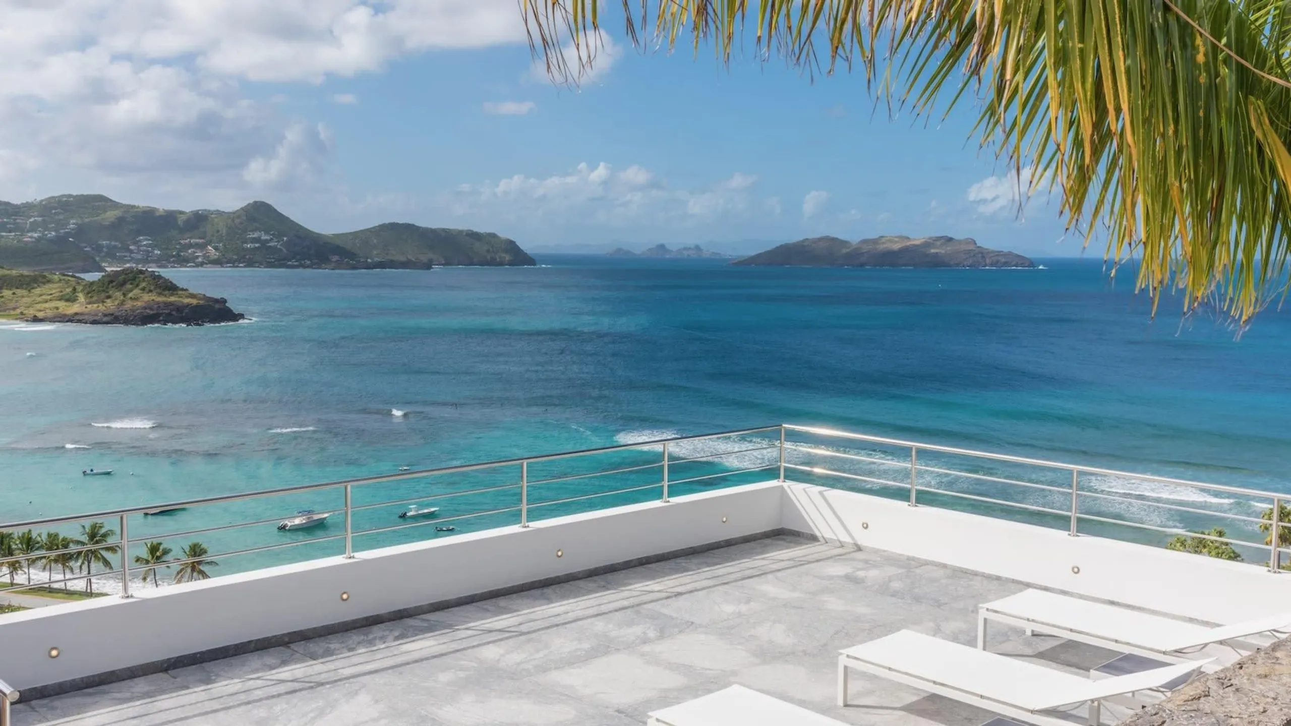Grand Lagoon-View Villa with Heated Pool and Panoramic Views — photograph 4