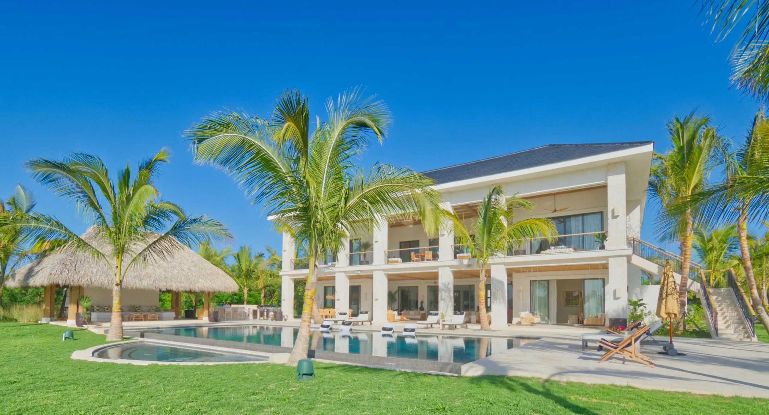 Stunning Higuey Estate with Private Pool, Jacuzzi, and Gazebo, Higuey