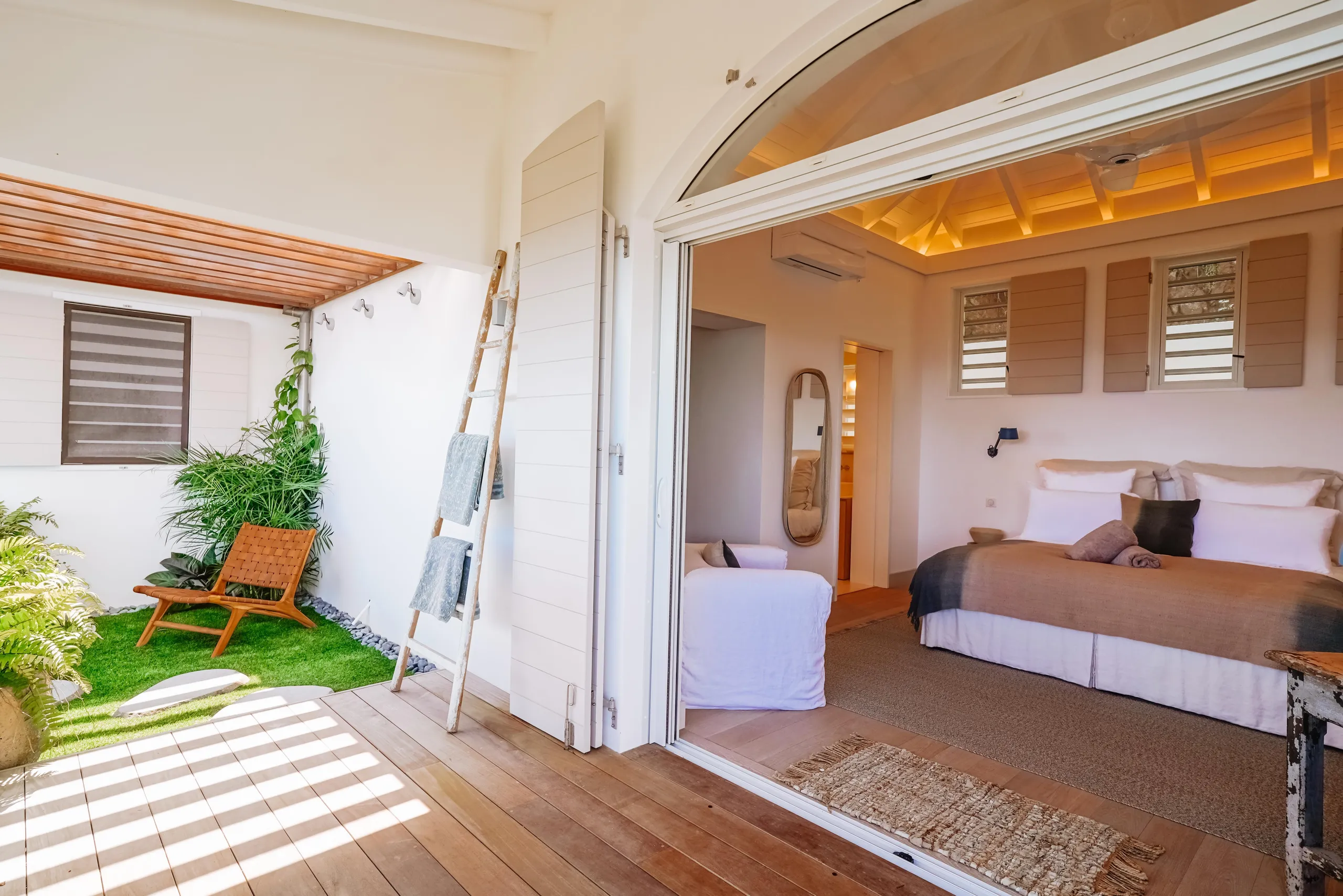 Majestic Paradise Villa with Private Pool and Ocean Views — photograph 12
