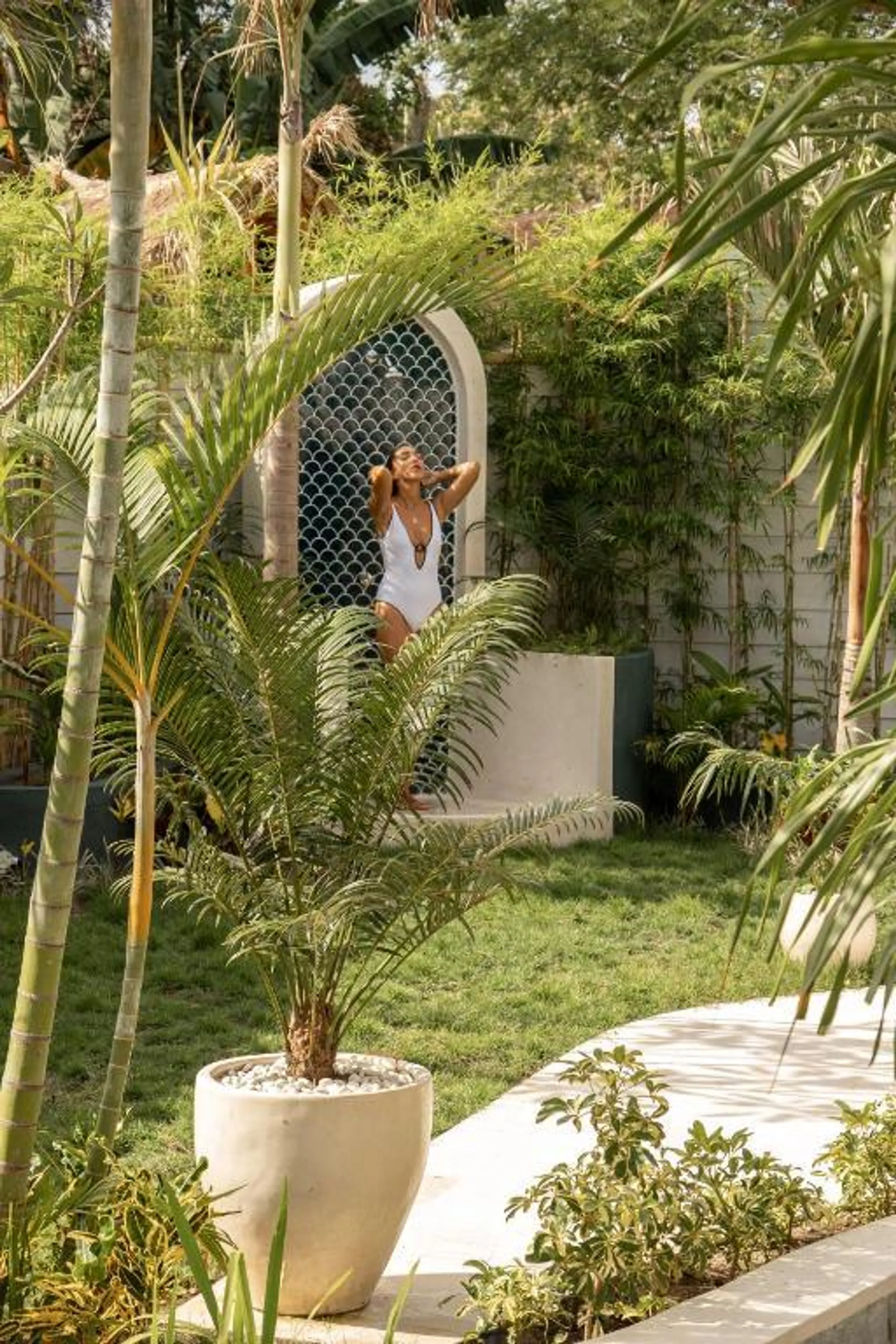 Exclusive Eco-Friendly Luxury Retreat Villa with Incredible Private Pools — photograph 11