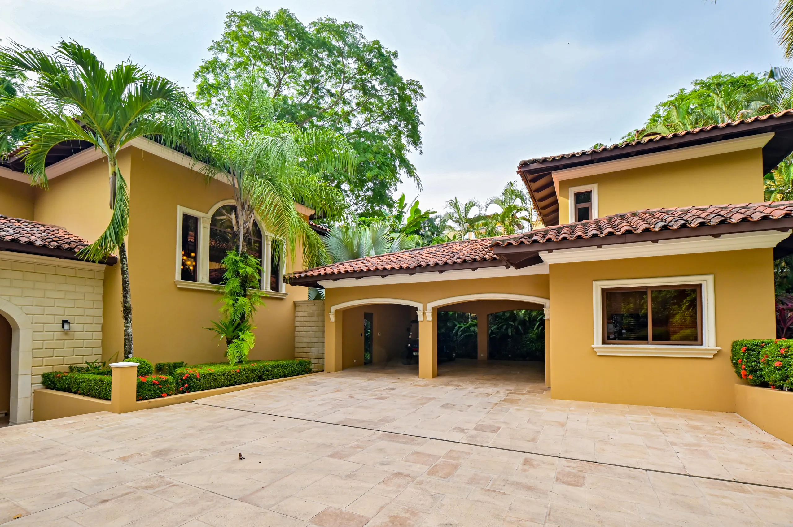 Stunning Los Sueños Villa with Garden Jacuzzi, Wet Bar & Golf Course View — photograph 12