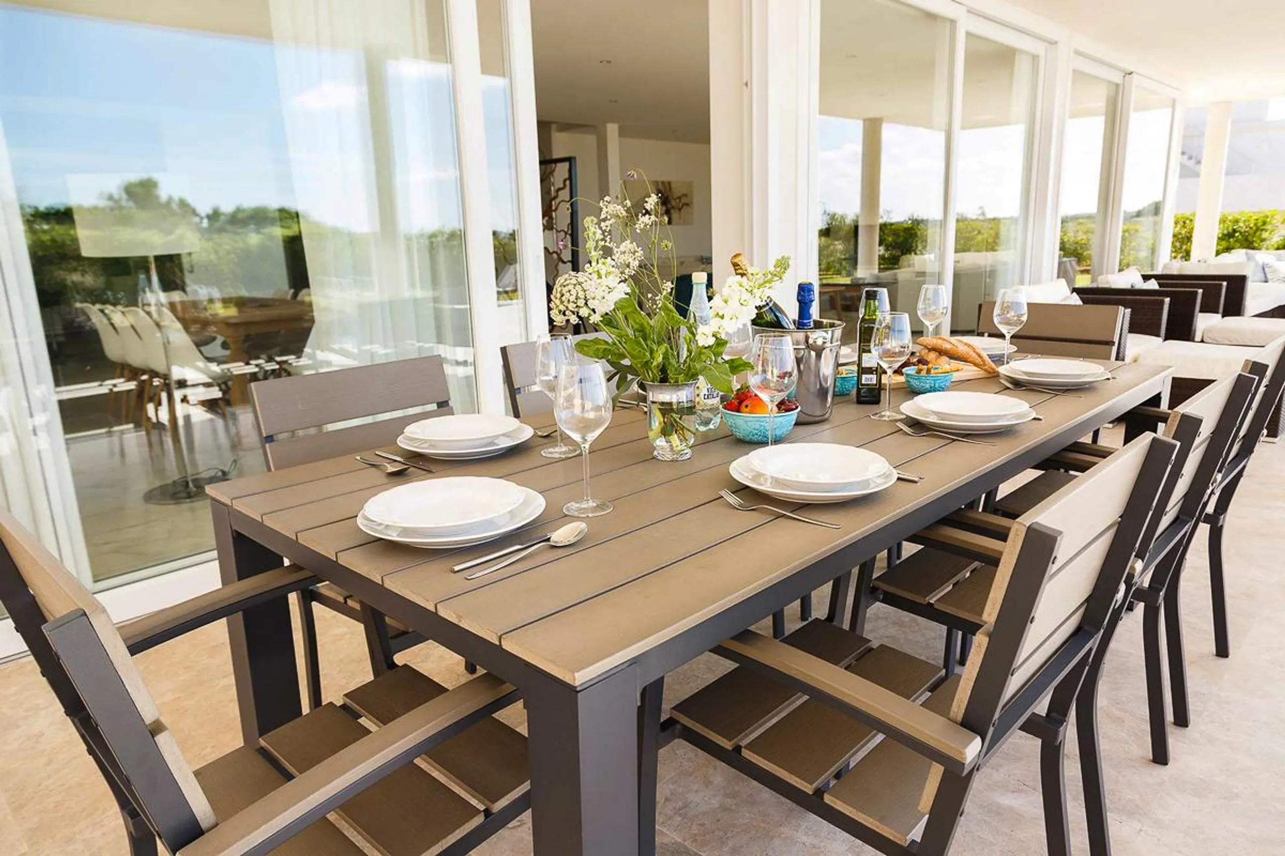 Stylish 6BR Villa with Private Pool and Breathtaking Views of the Sea — photograph 12