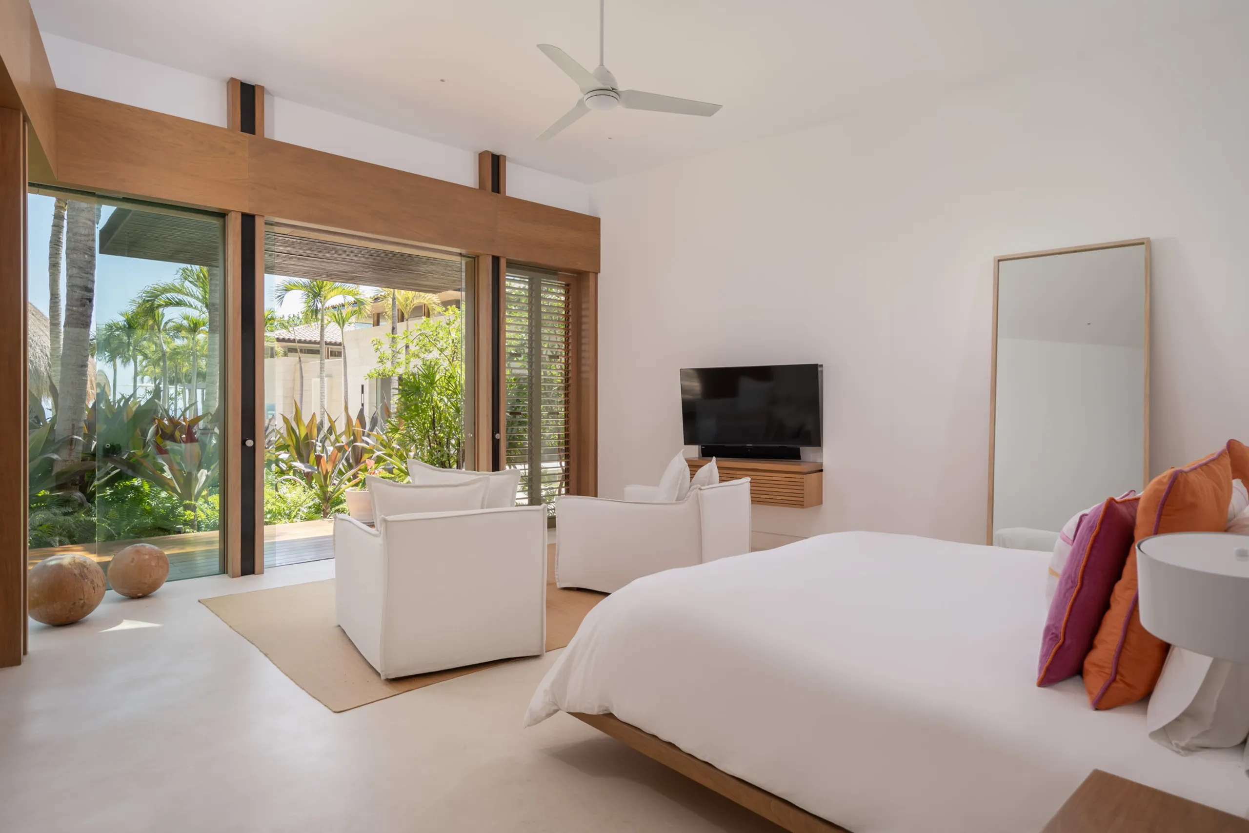 Enchanting La Punta Estates Villa with Infinity Pool Ocean & Golf Views in Punta Mita — photograph 9