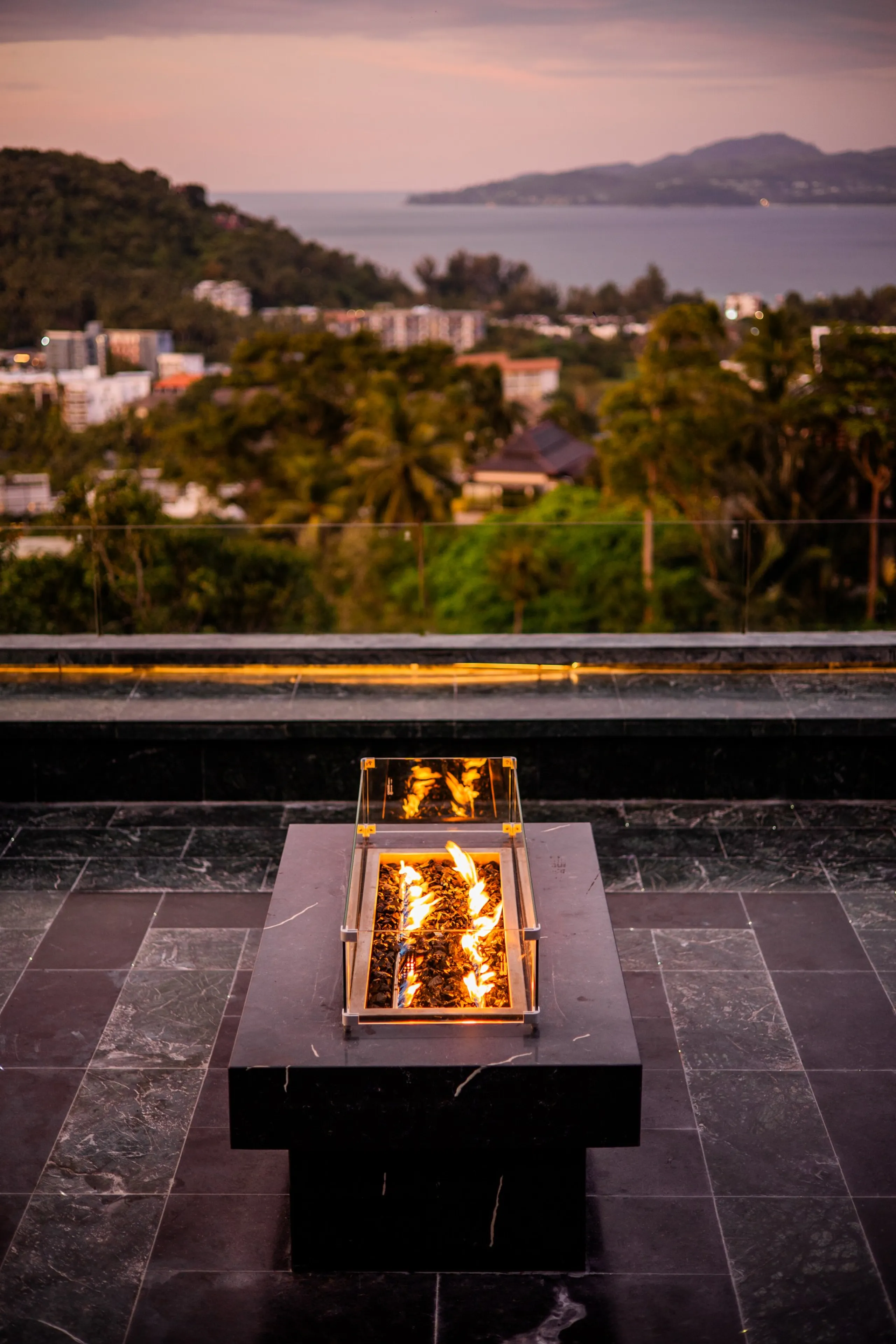 Phenomenal Hilltop Villa with Infinity Pool and Overlooking Andaman Sea Waters — photograph 6