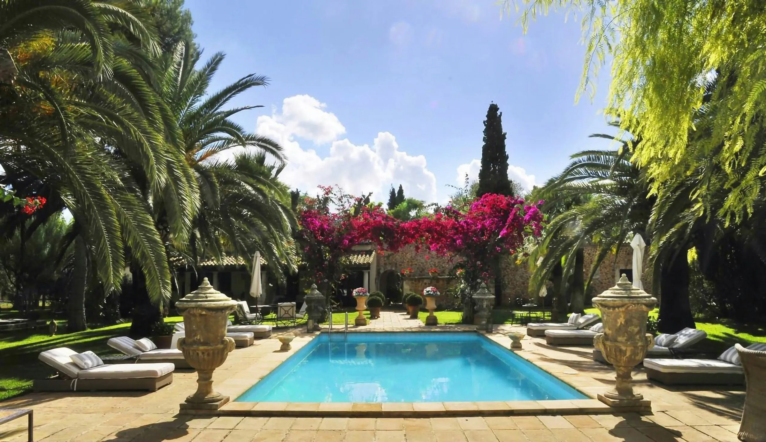 Flawless Spanish Villa with Private Pool and Garden Grounds, Mallorca