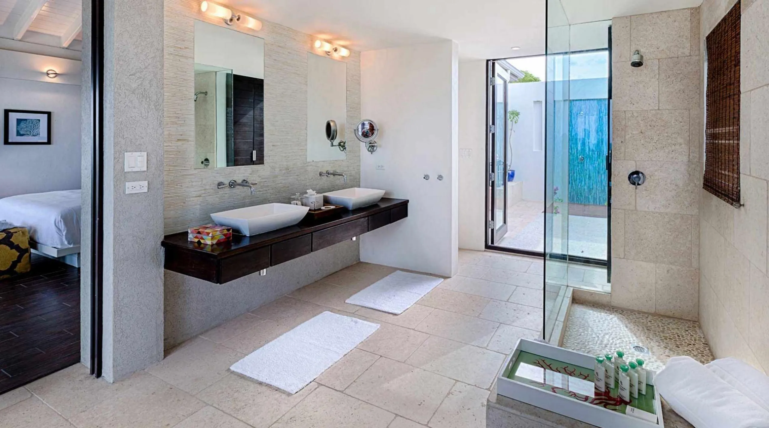 Kamique Villas Triton — photograph 11