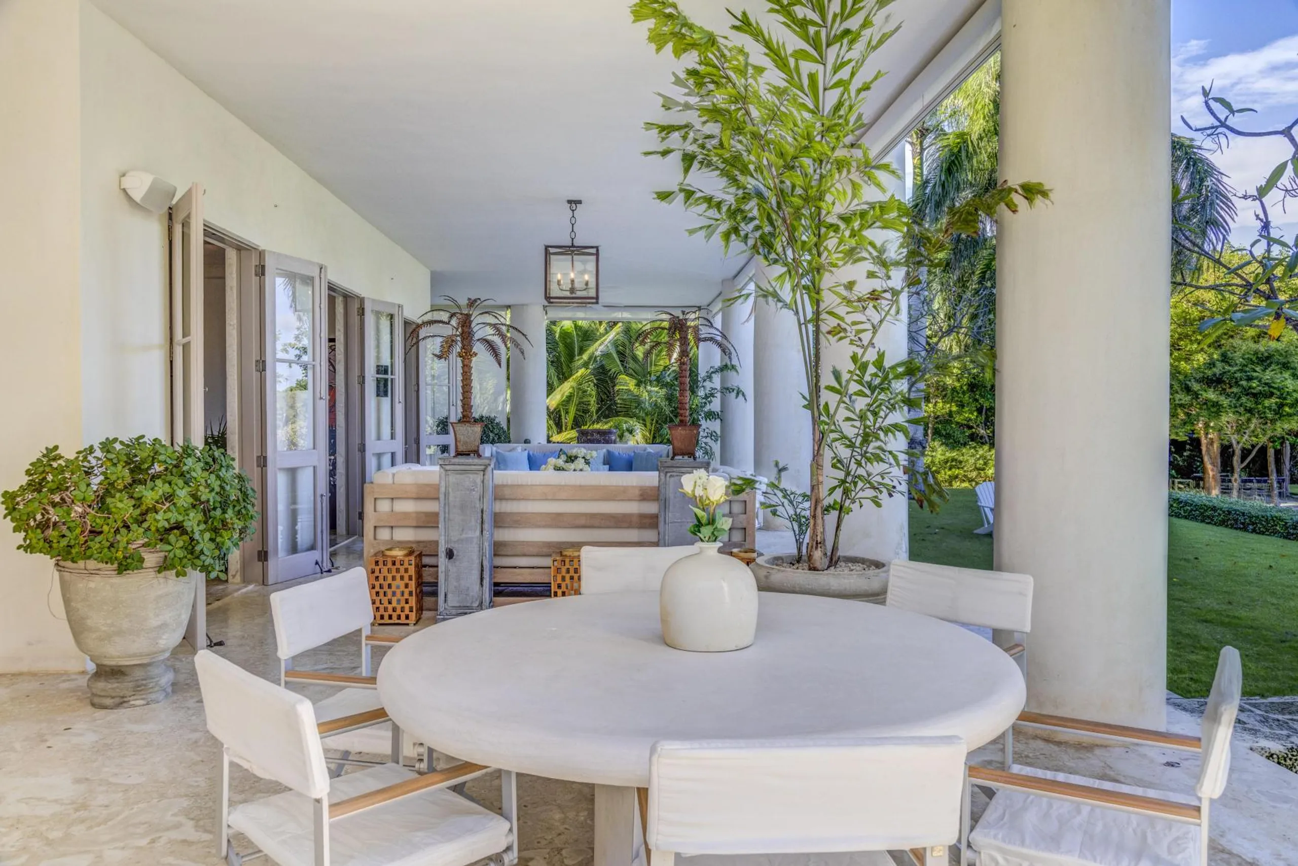 Stunning Punta Cana Estate with Private Pool & Corales Golf View — photograph 7