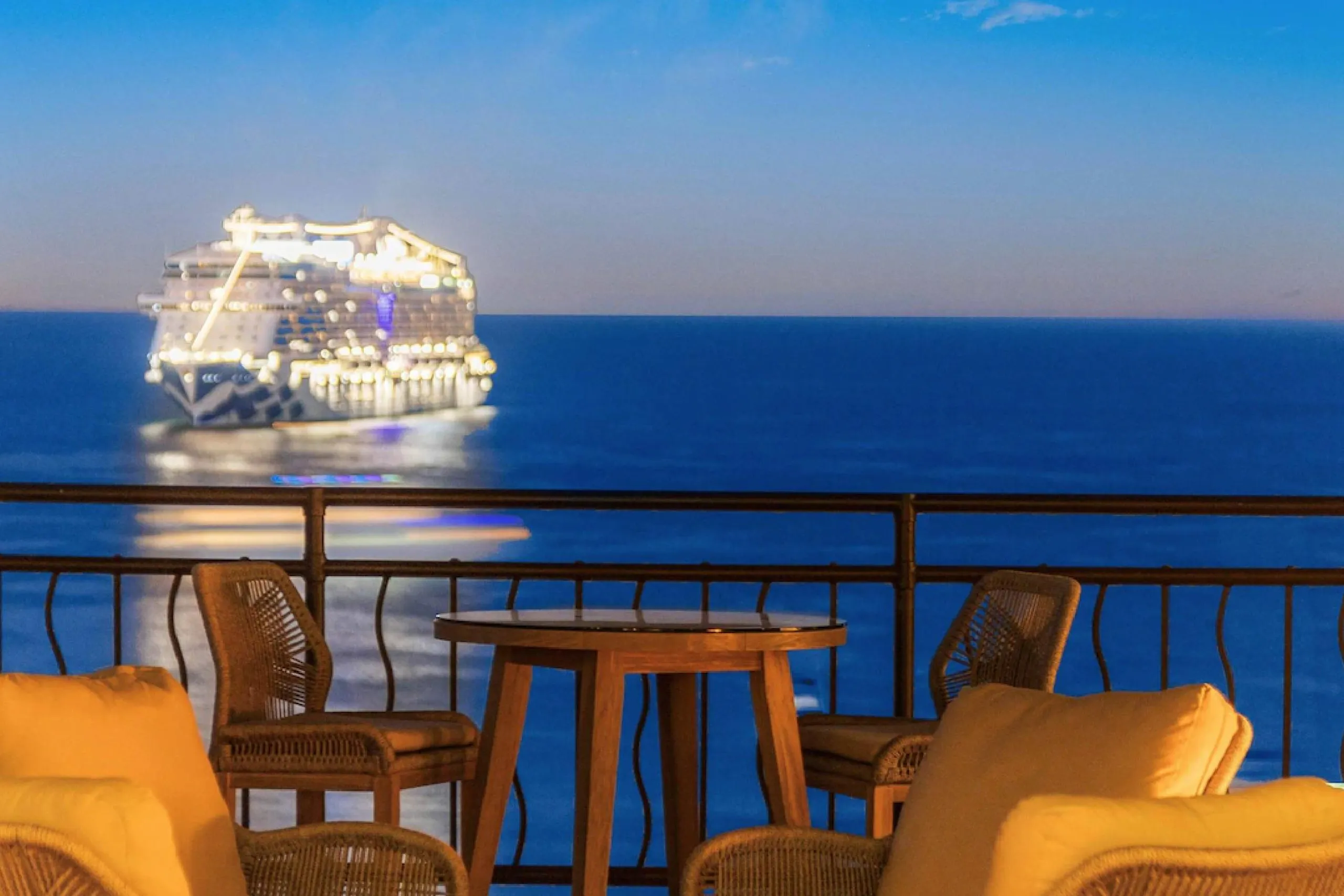 Grand Overlook Estate with Stunning Sea of Cortez Views — photograph 6