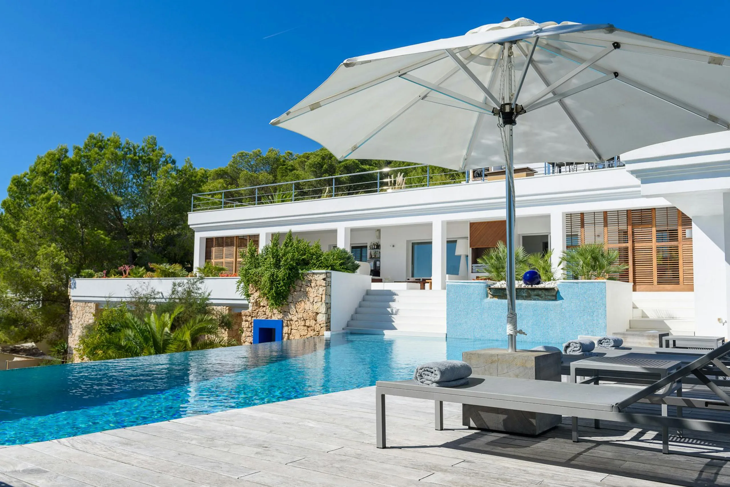 Alluring Oceanview Villa in Ibiza with Infinity Pool and Firepit Lounge — photograph 12