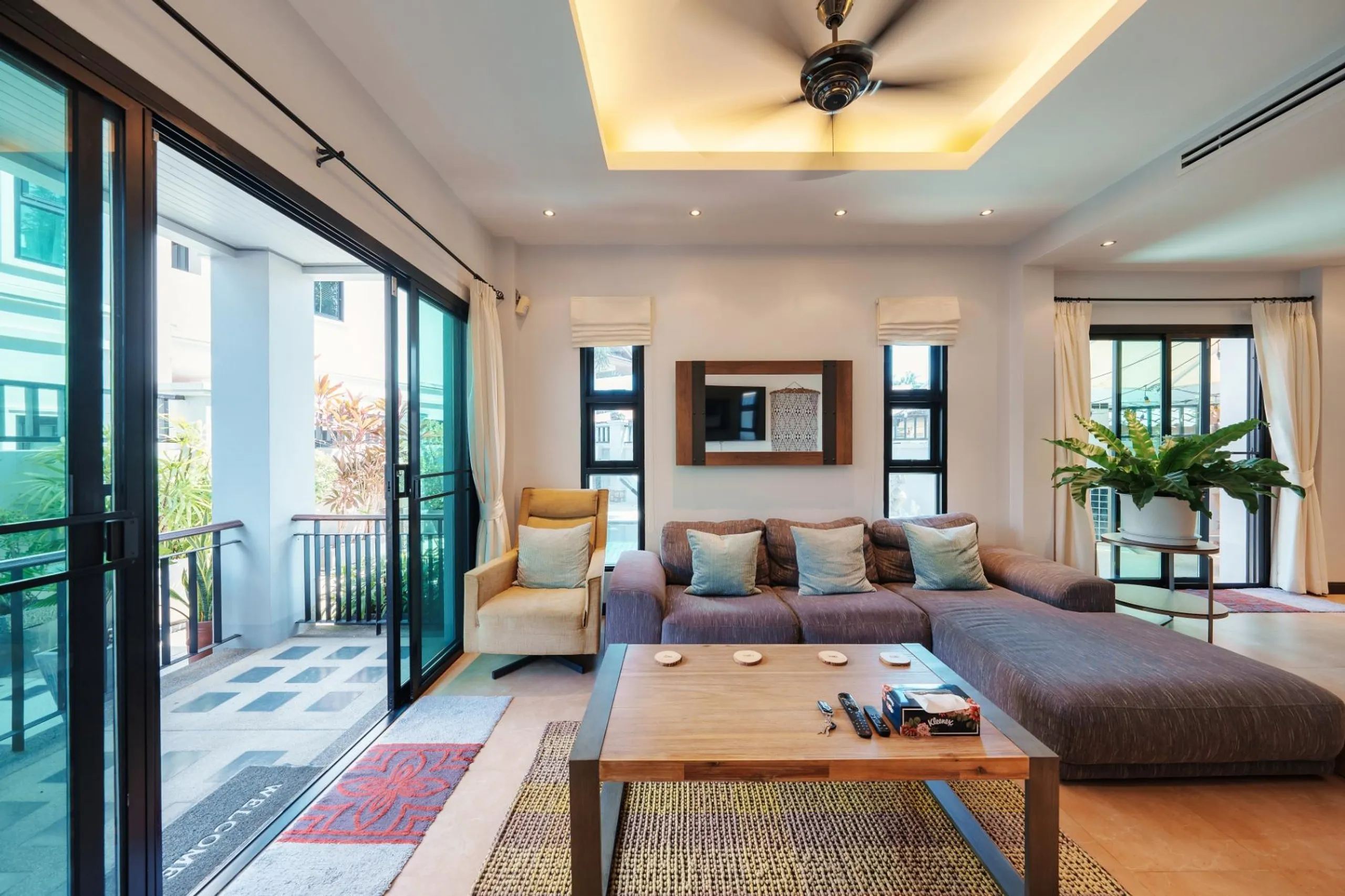 Elegant 3 BR Villa with Private Pool — photograph 9