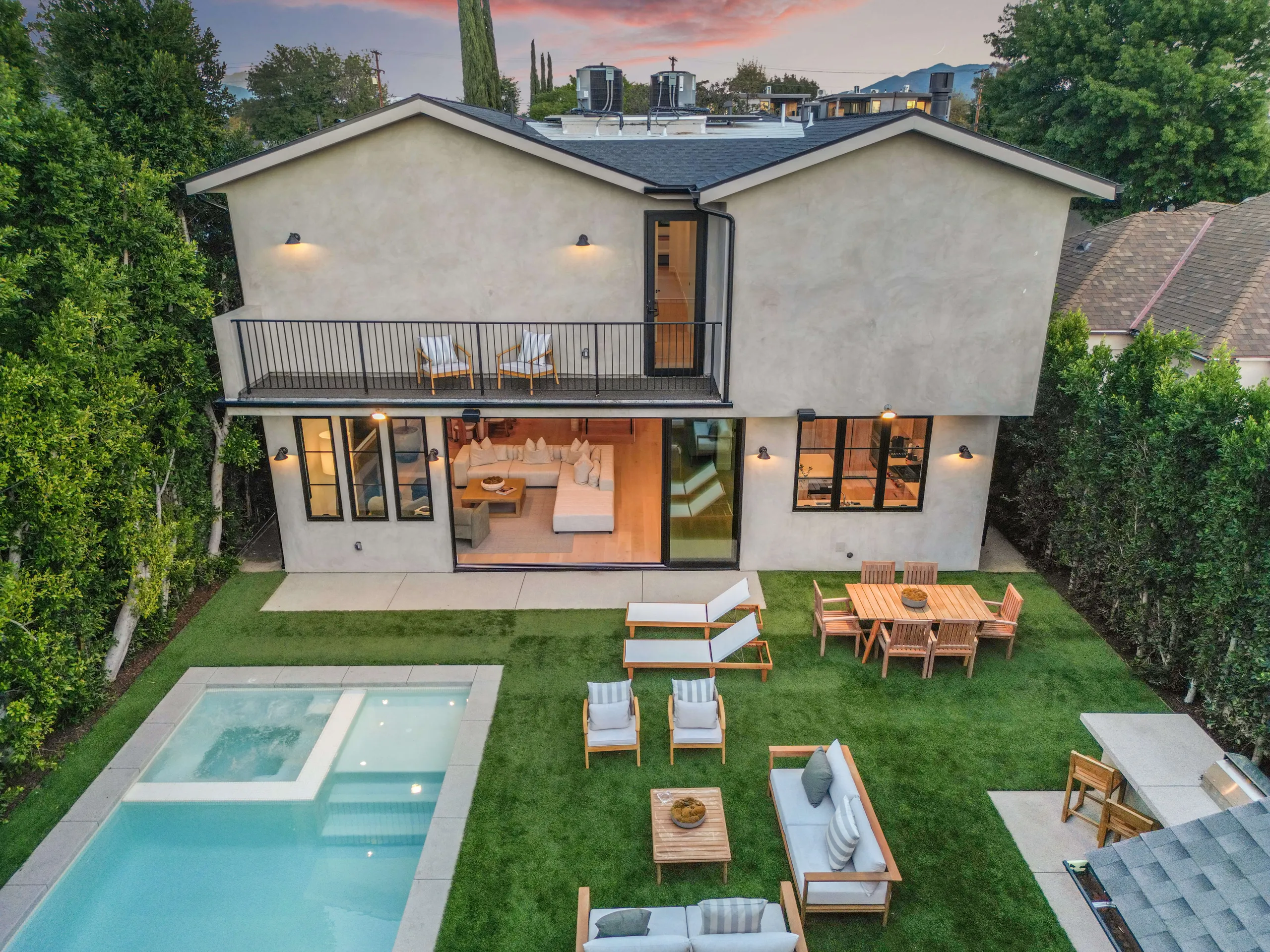 Prestige Studio City Residence with Resort Pool, Soaring Ceilings & Gated Privacy — photograph 7