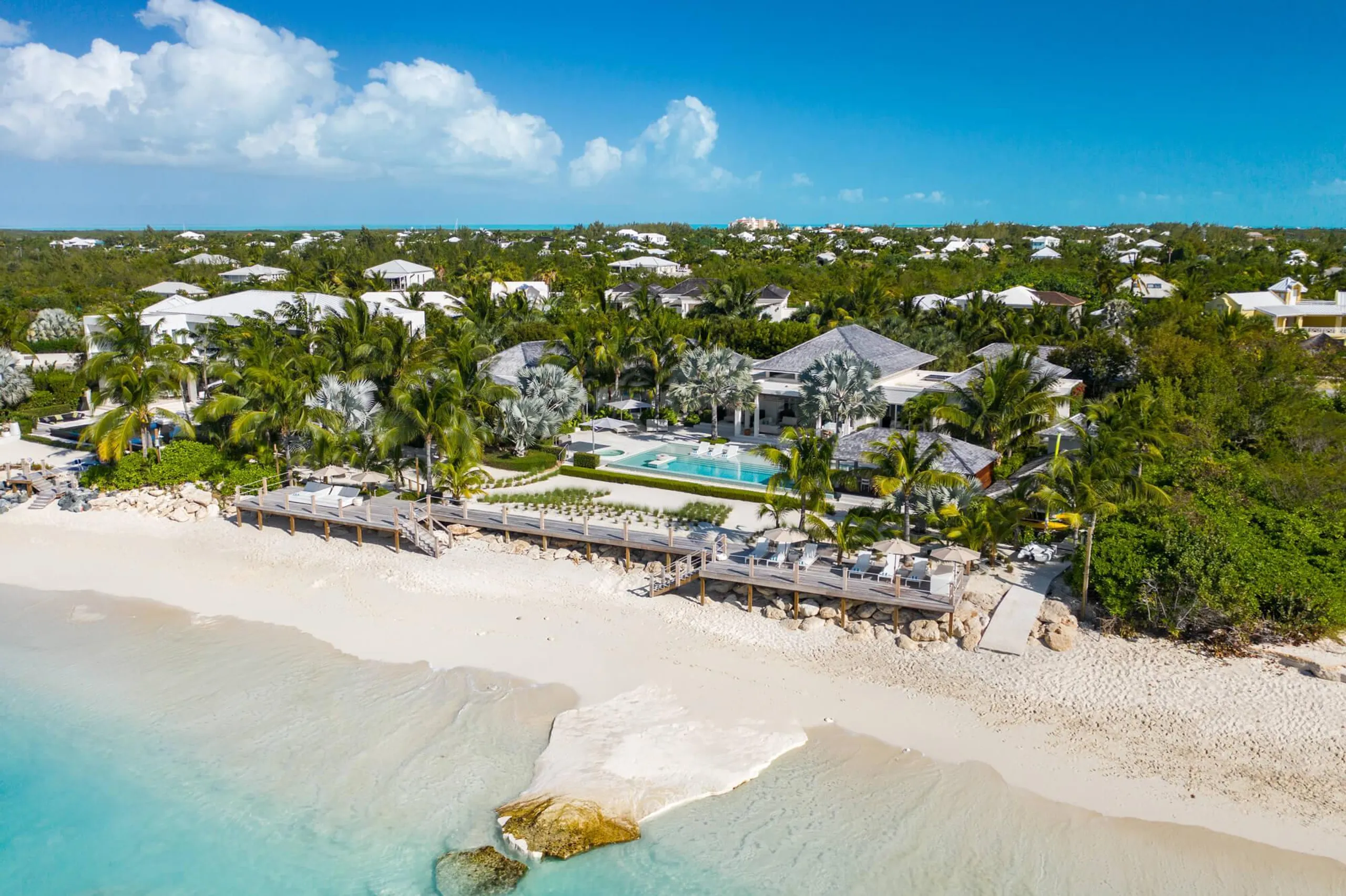 Grace Bay Delight Ultra Luxe Ocean Front Estate with Private Pool — photograph 8