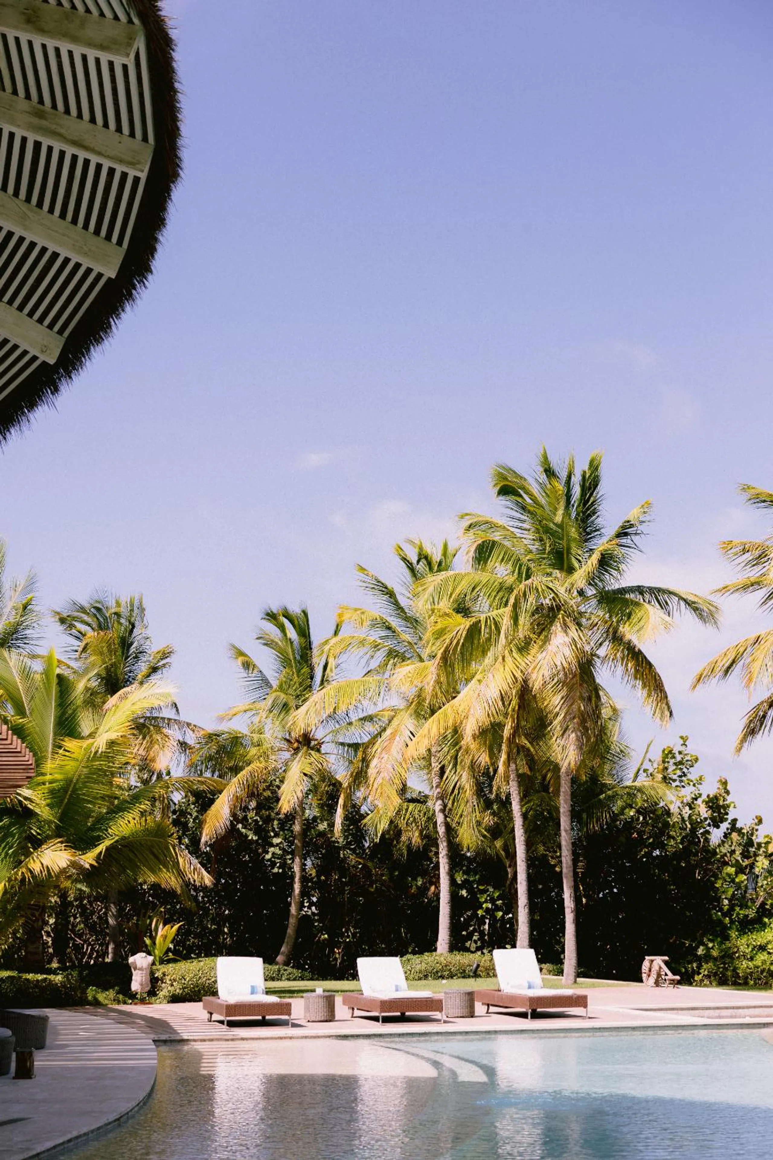Spacious Villa with Private Pool, Chef & Golf Course Views — photograph 11