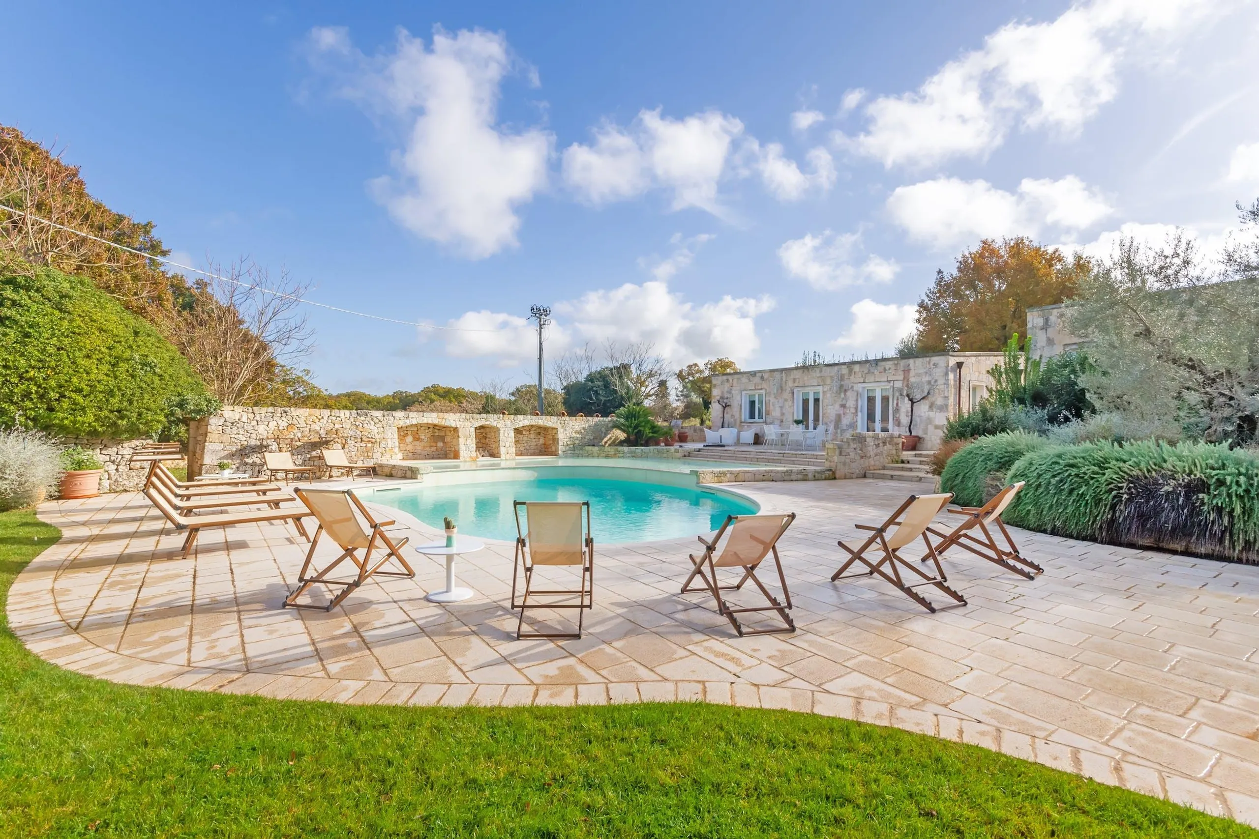Captivating Contemporary Villa in Apulias with Private Pool — photograph 6