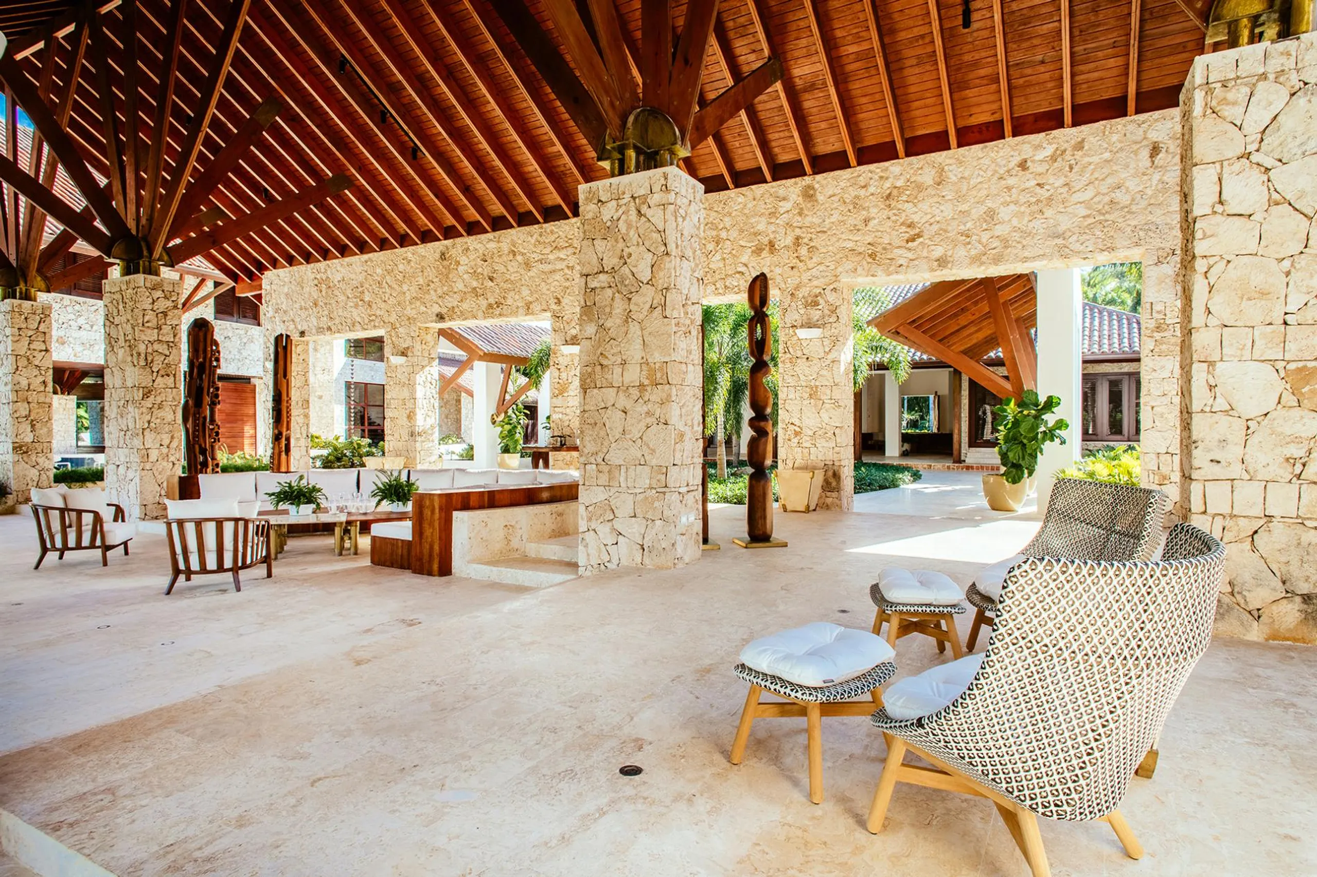 Elite Casa de Campo Sanctuary with Private Pool and Majestic Sea Views — photograph 8