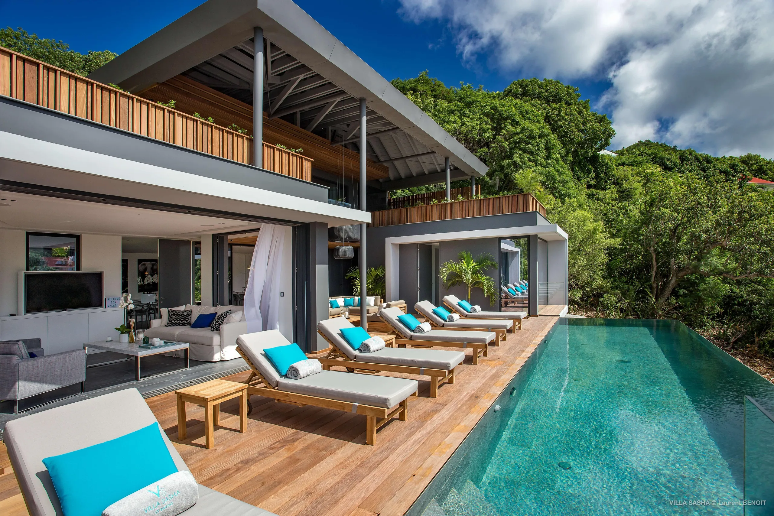Chic Tropical Villa with Ocean Views in Corossol, St. Barths — photograph 4