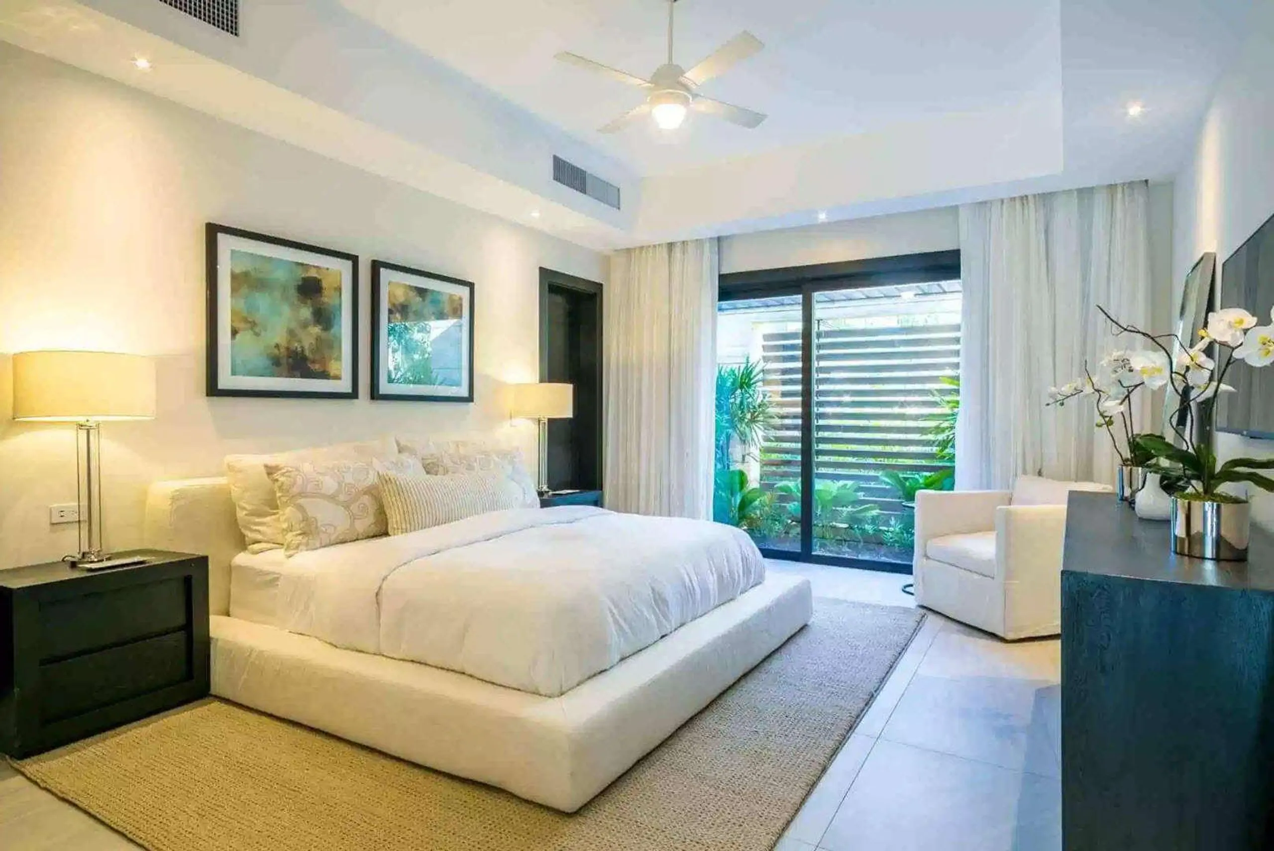 Casa de Campo's Sophisticated Contemporary Overlooking the Caribbean Sea — photograph 10