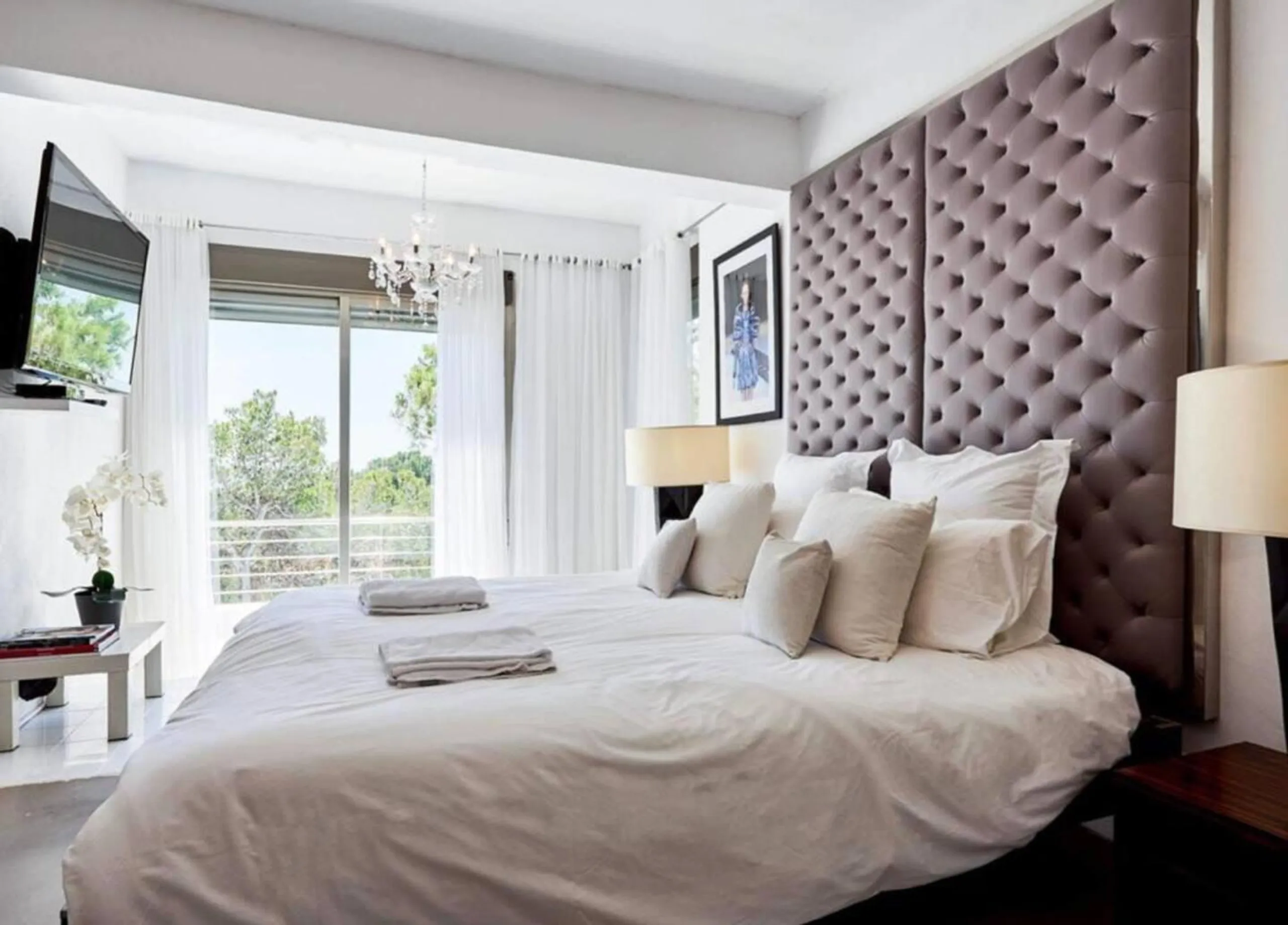 Tranquil Spacious Villa with Private Pool and Old Ibiza Town Views — photograph 6
