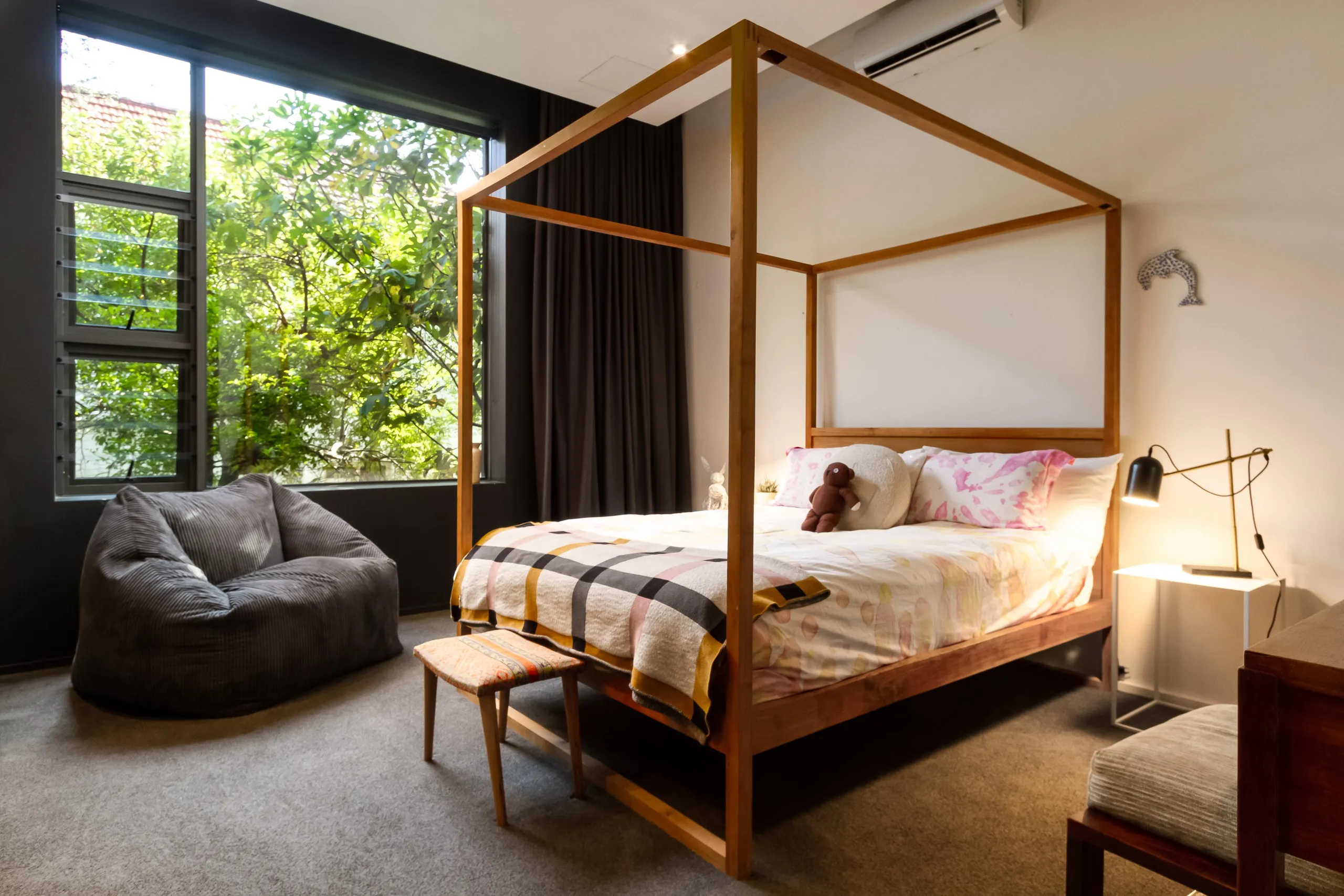 Secluded Luxury Villa with Breathtaking Views — photograph 8