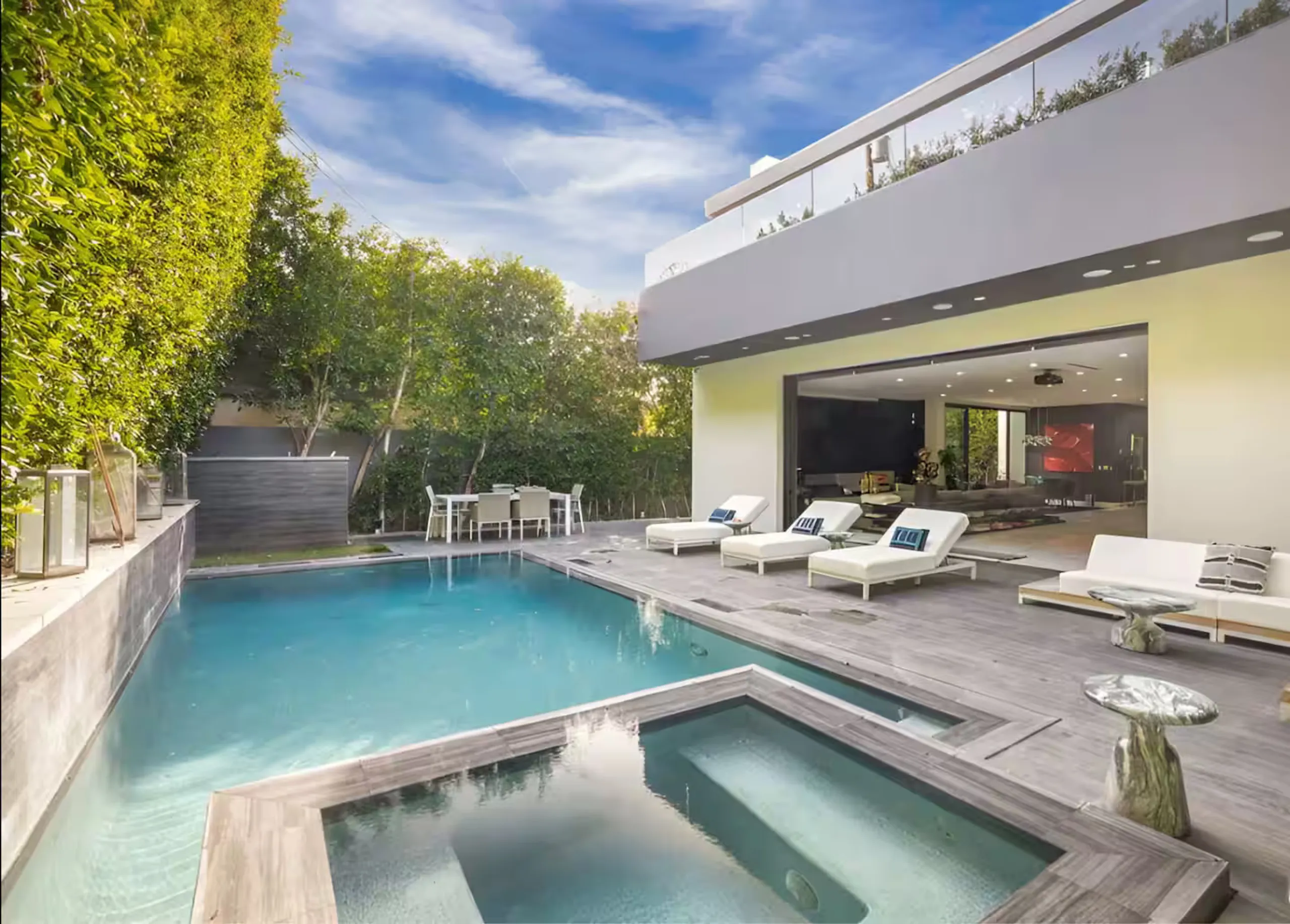 Modern Luxe Melrose Oasis with Private Pool and Rooftop, West Hollywood