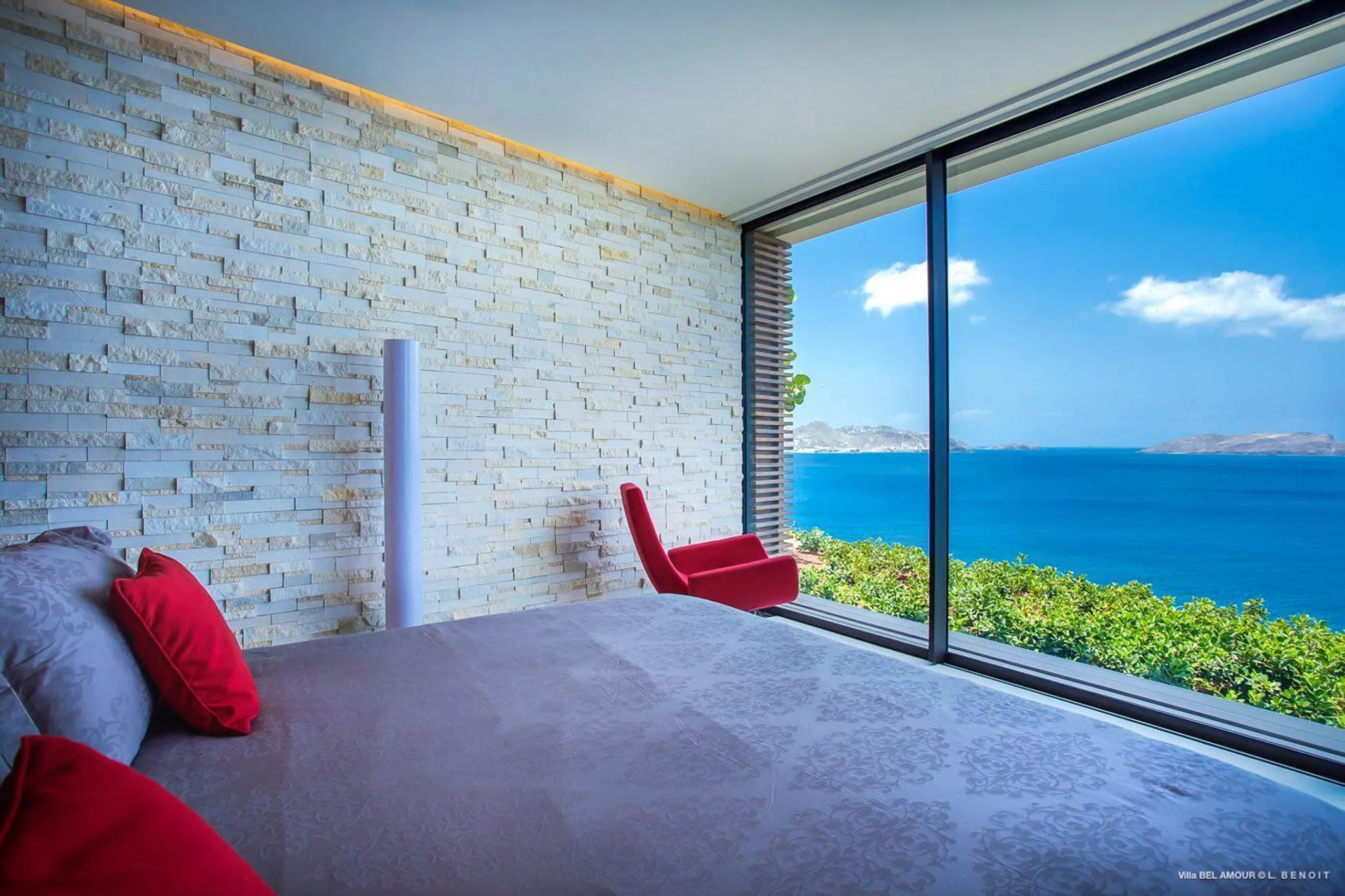 Brilliant Paradise Estate with Private Pool and Ocean Views — photograph 8