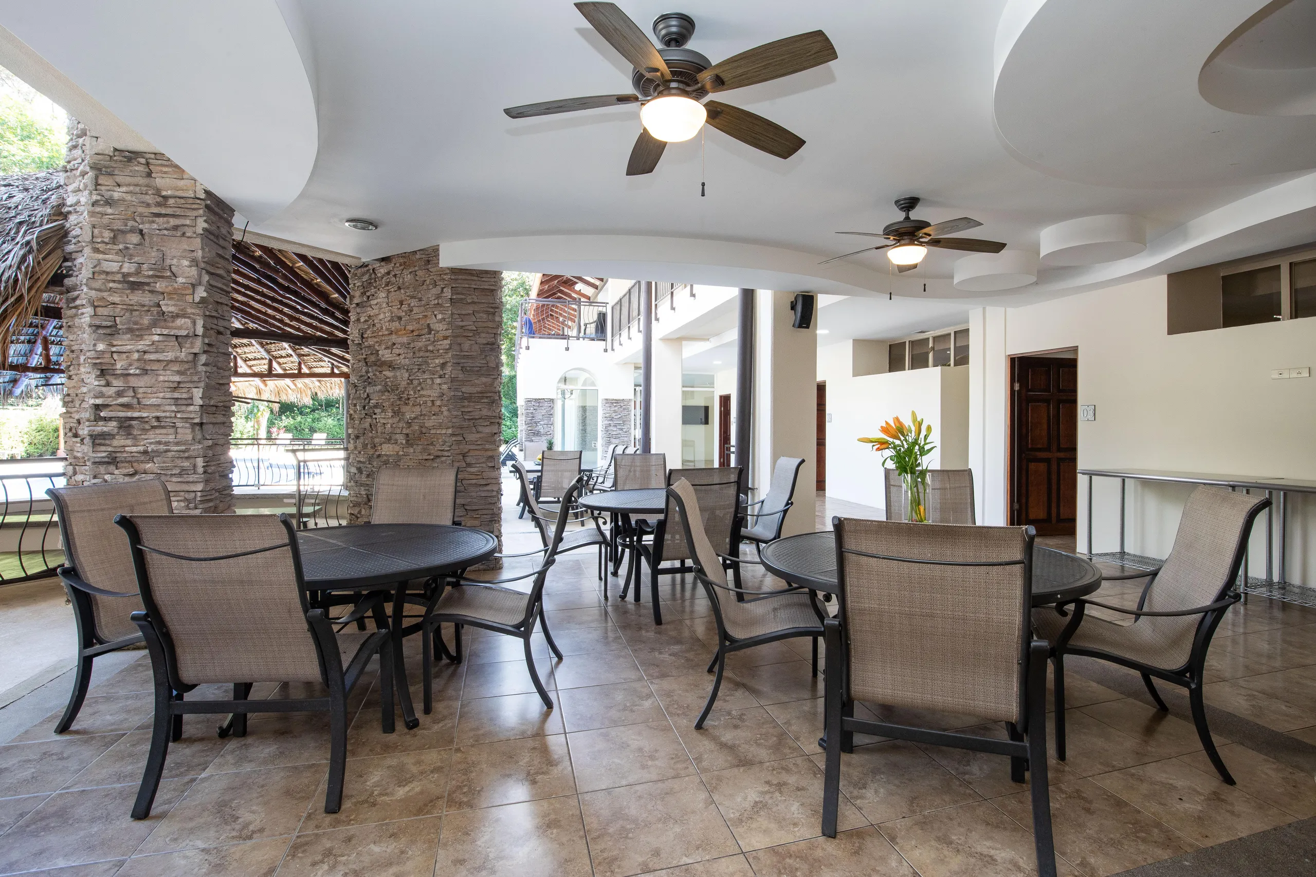 Grand Puntarenas Luxury Villa with Private Resort-style Pool — photograph 3