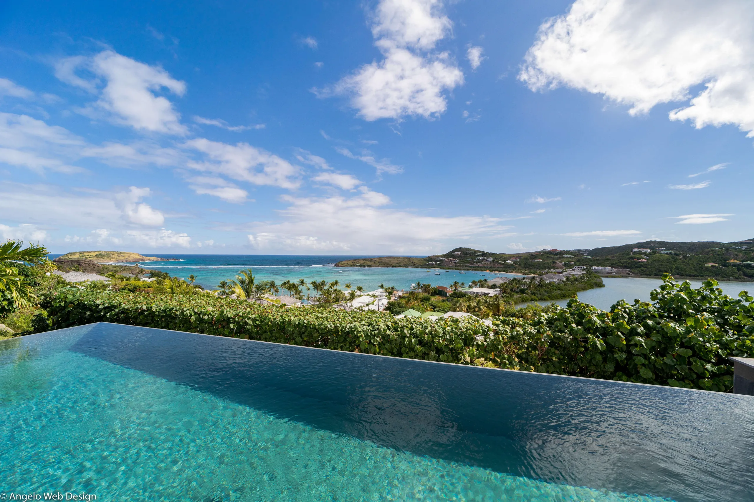 Aesthetic Sophistication: Elegant Holiday Villa with Infinity Pool in St. Barths — photograph 6
